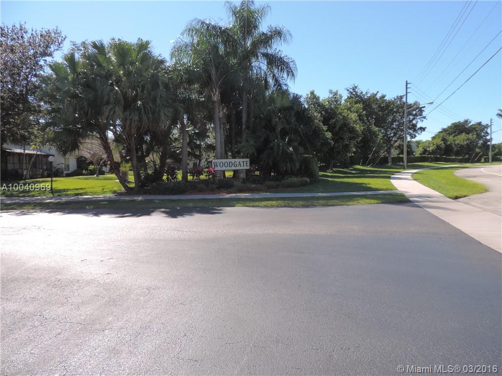 Woodgate #21 Condo - Residential Lease