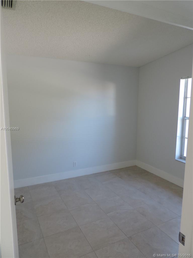 Woodgate #21 Condo - Residential Lease