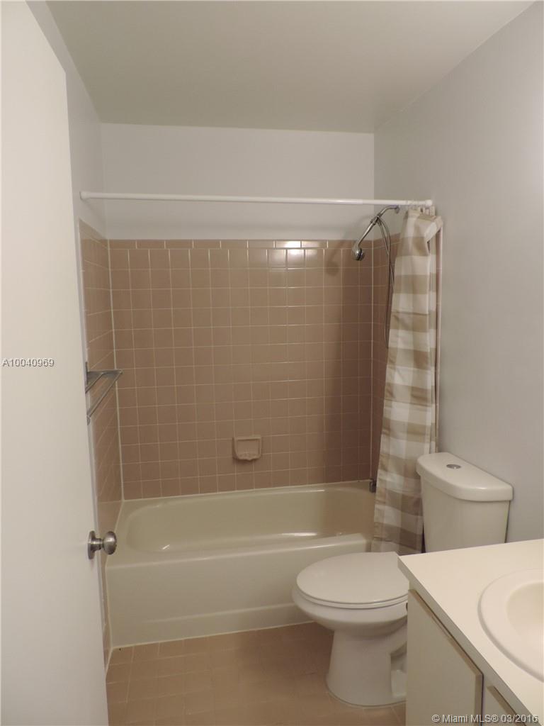 Woodgate #21 Condo - Residential Lease