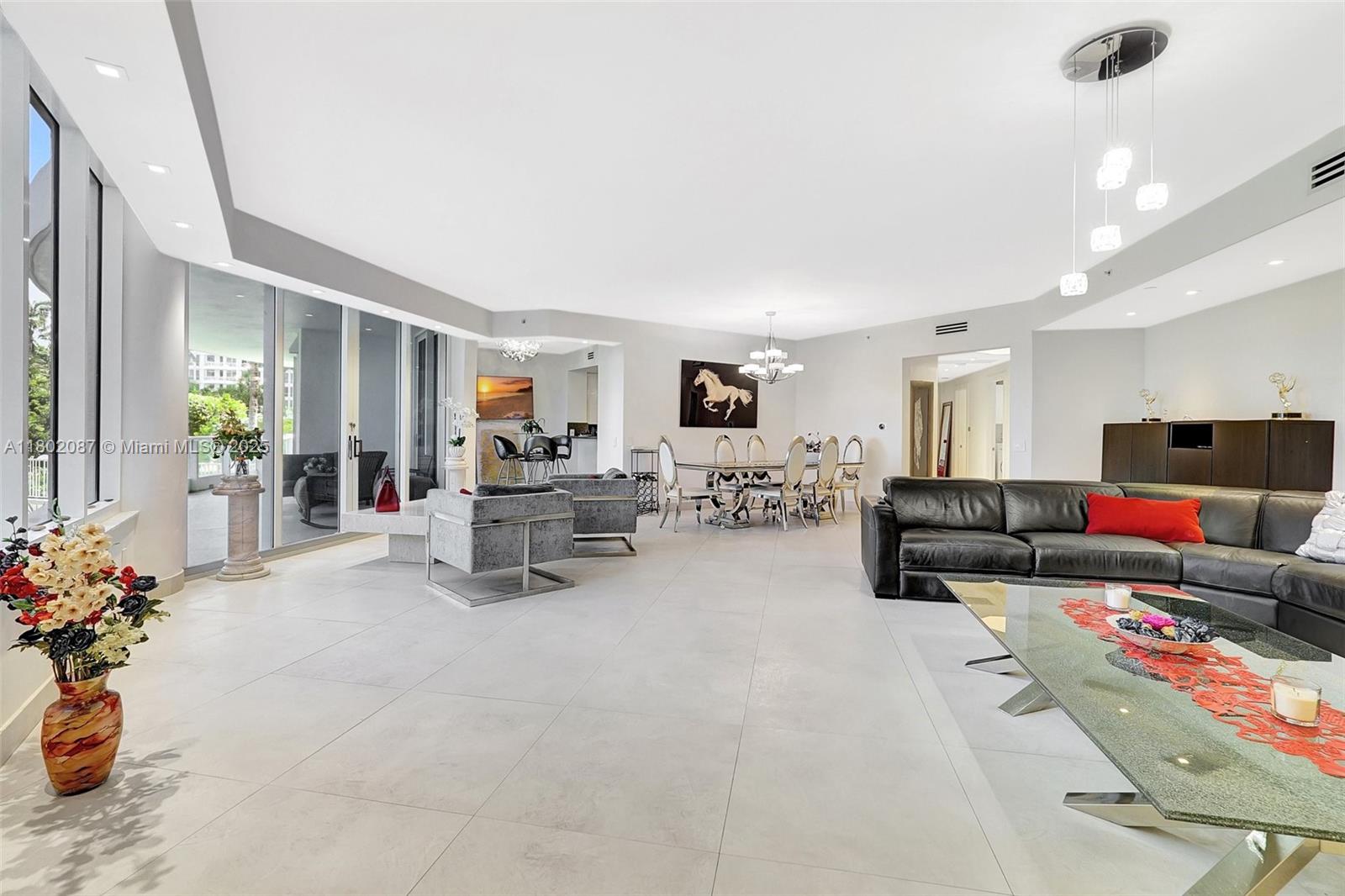 Property for Sale at 21200 Point Pl 403, Aventura, Miami-Dade County, Florida - Bedrooms: 3 
Bathrooms: 4  - $1,790,000