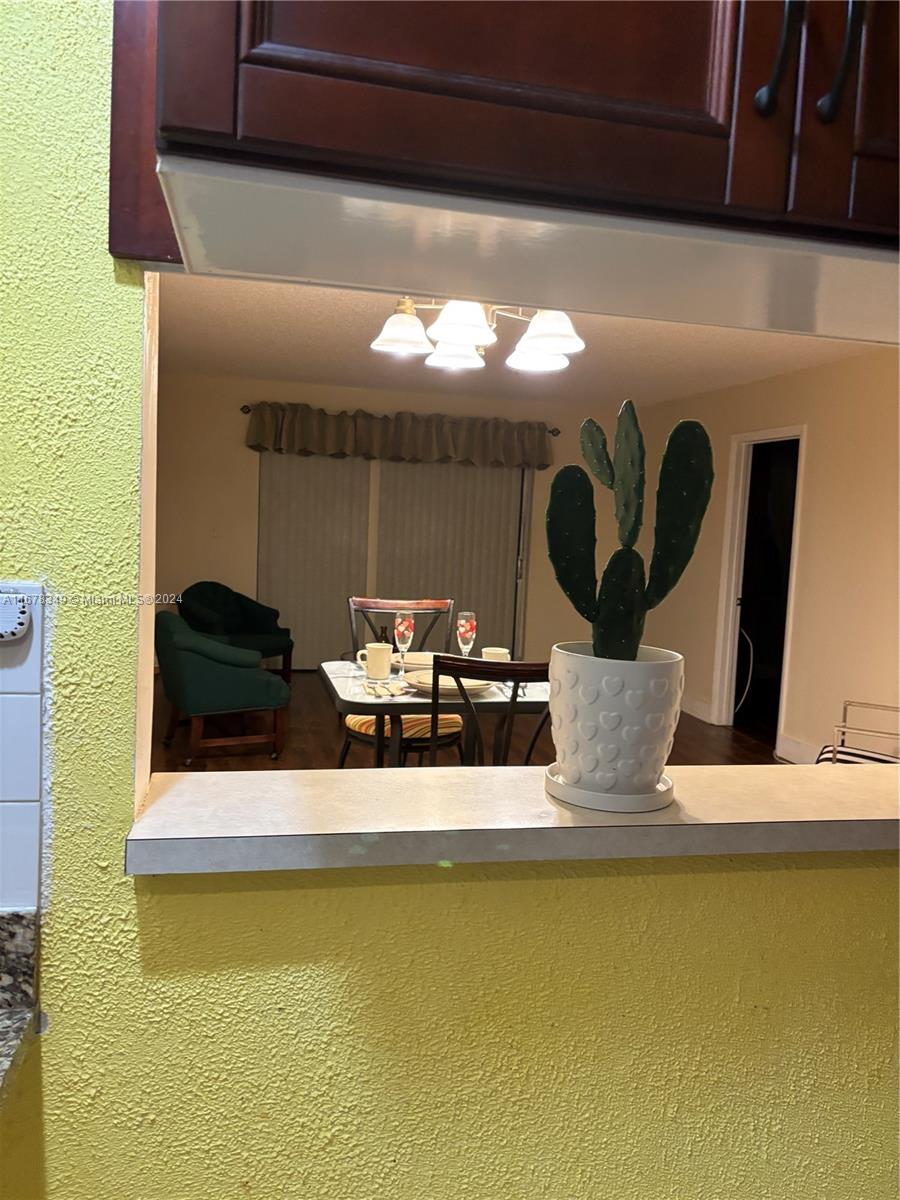 QUAIL RUN OF SUNRISE - Residential