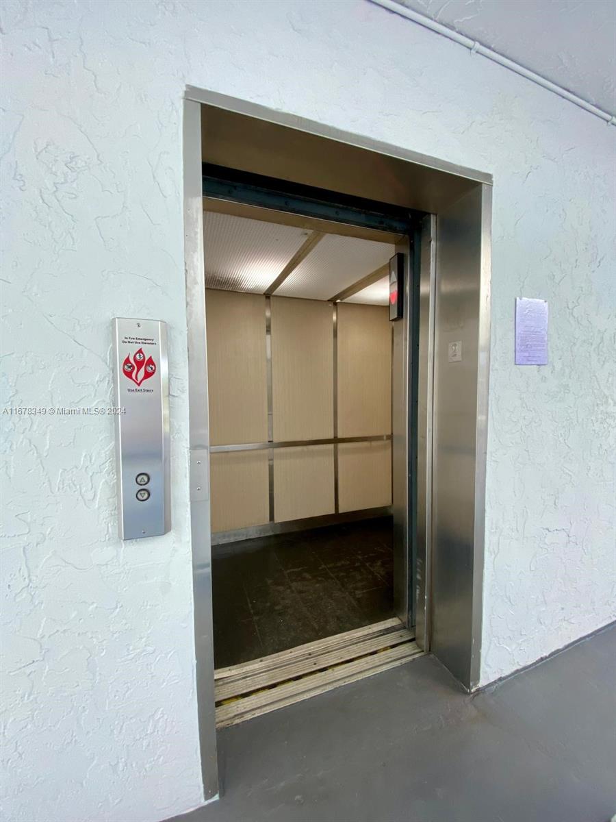 QUAIL RUN OF SUNRISE - Residential