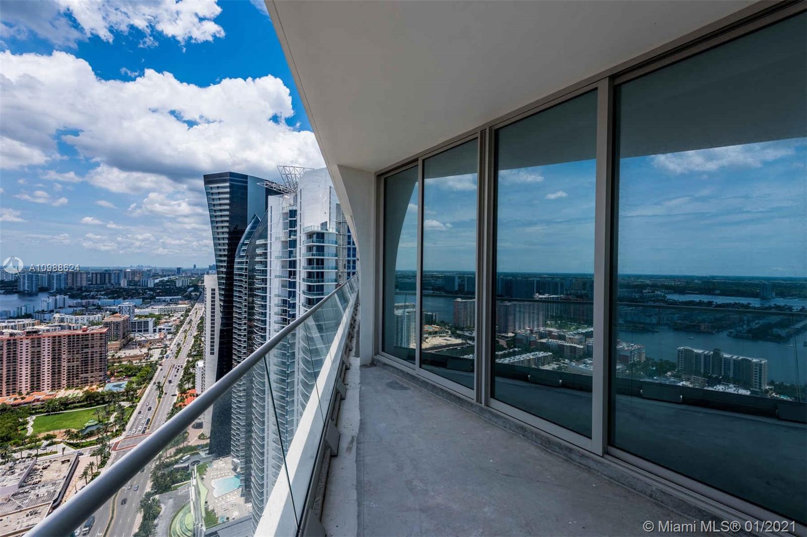 JADE SIGNATURE CONDO - Residential