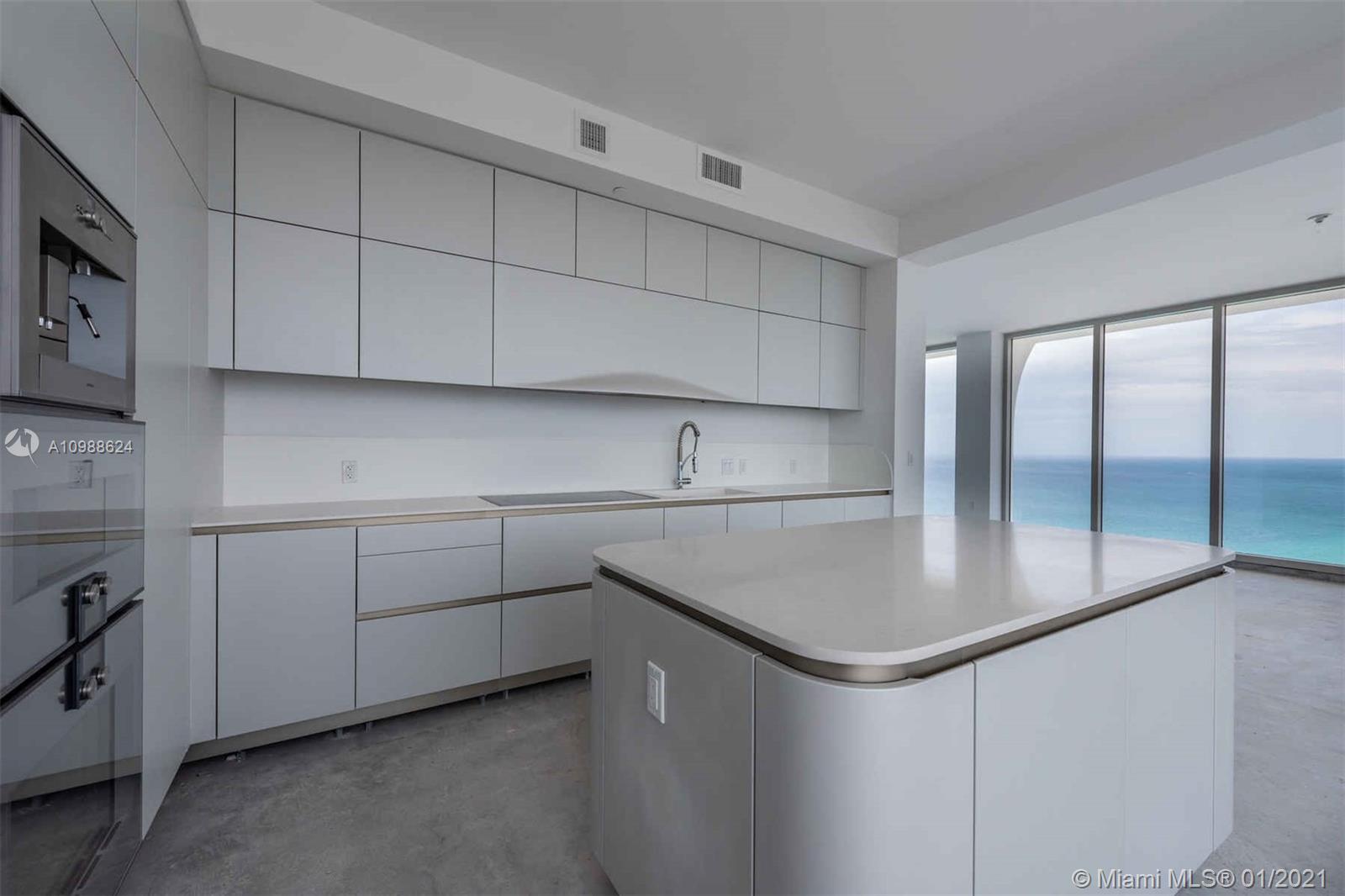 JADE SIGNATURE CONDO - Residential