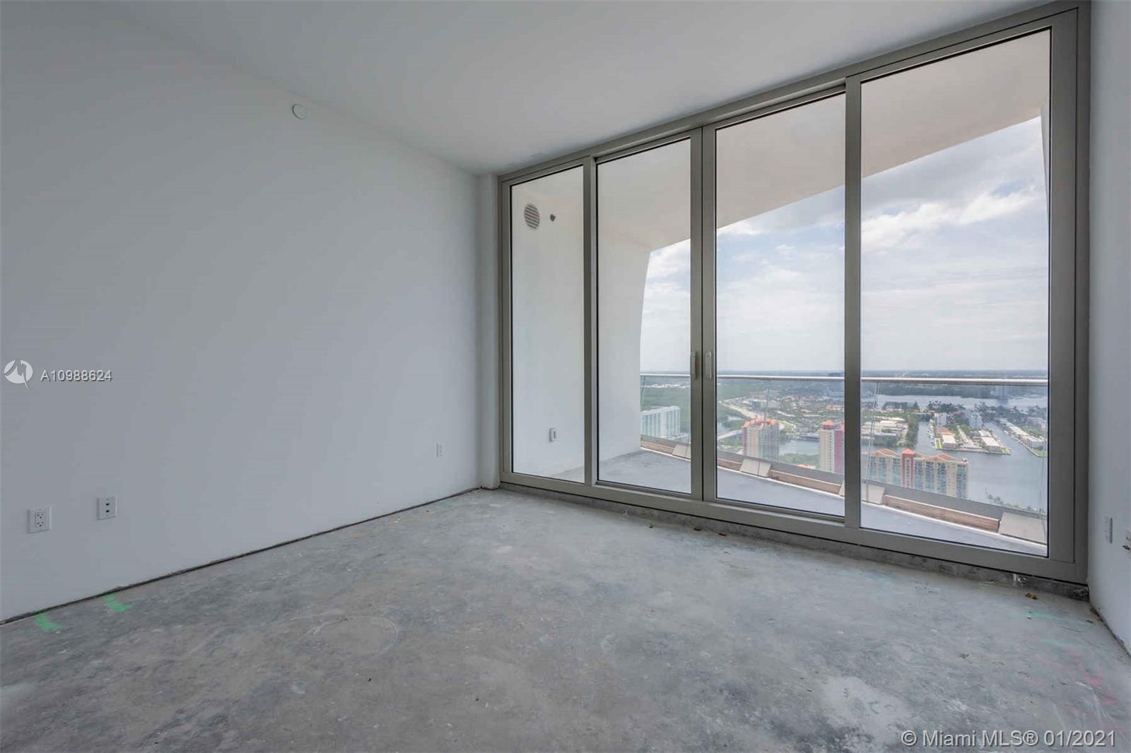 JADE SIGNATURE CONDO - Residential