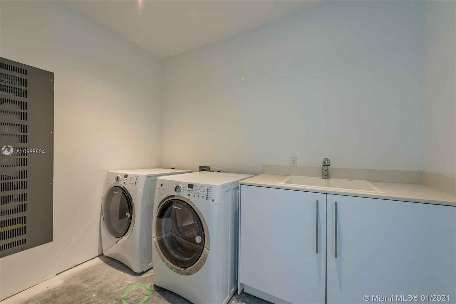 JADE SIGNATURE CONDO - Residential