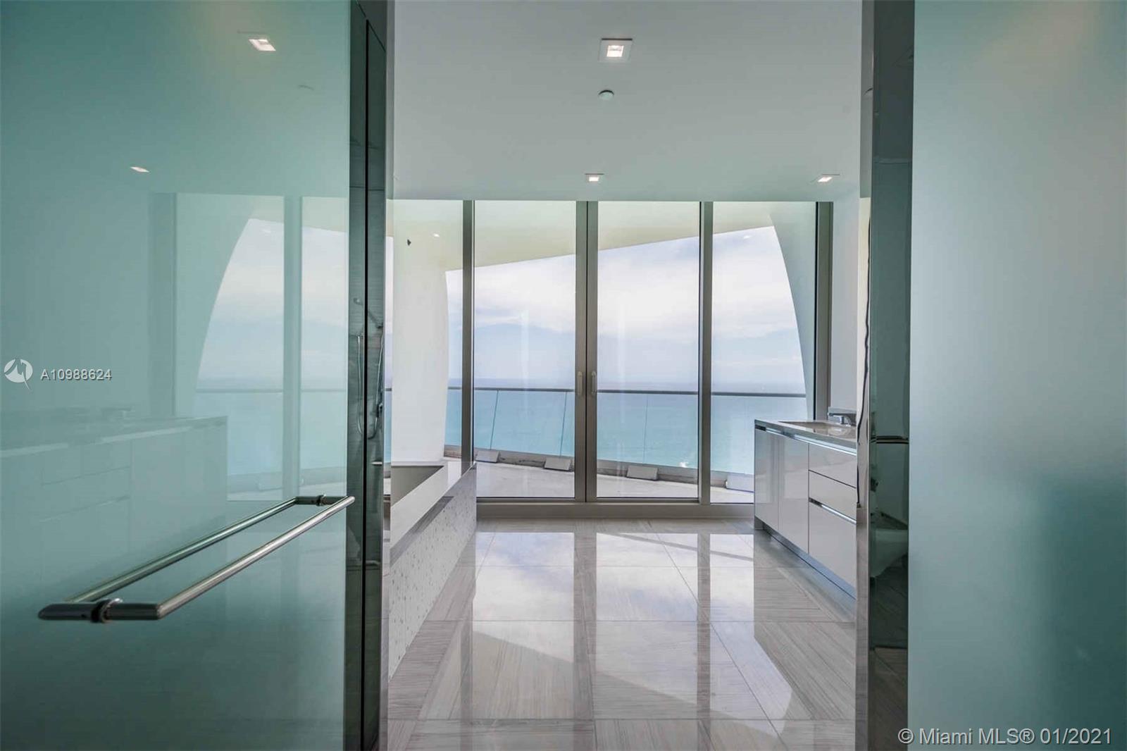 JADE SIGNATURE CONDO - Residential