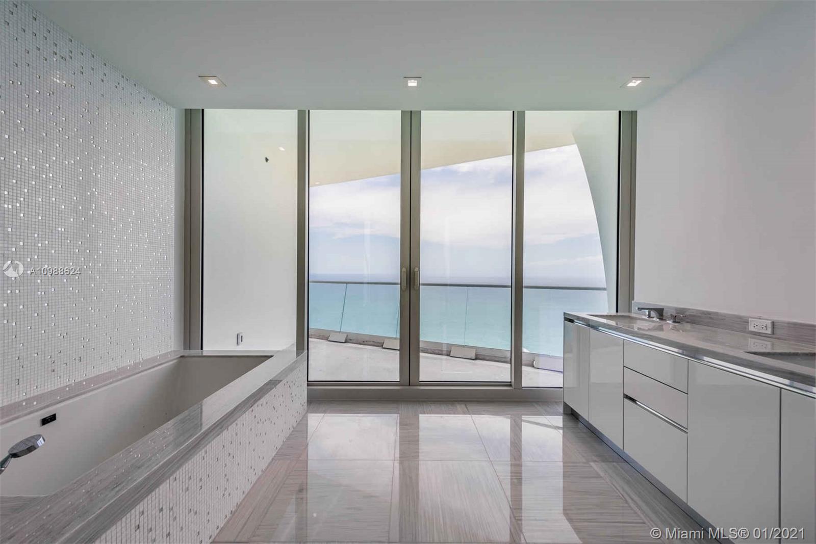 JADE SIGNATURE CONDO - Residential