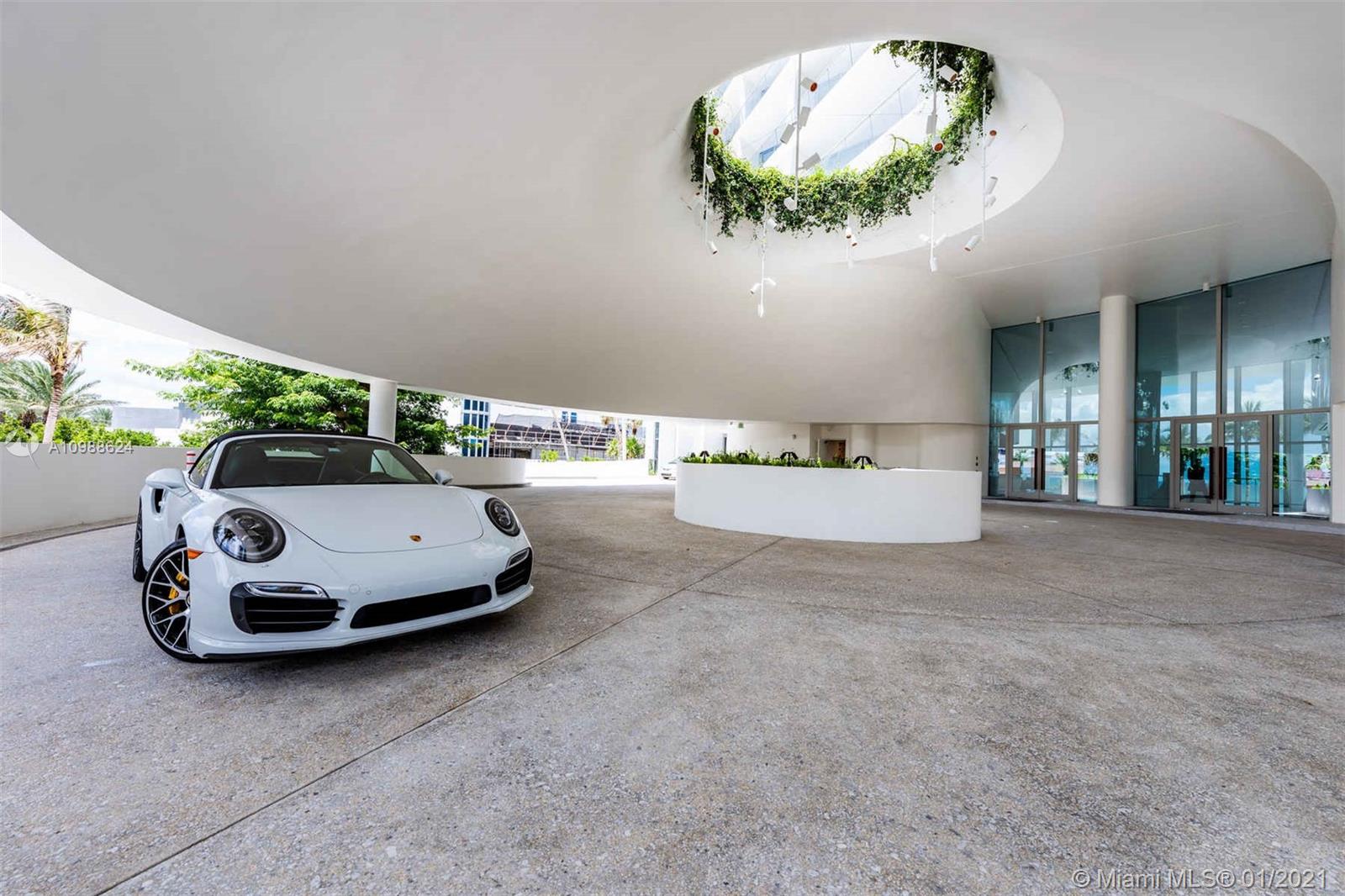 JADE SIGNATURE CONDO - Residential