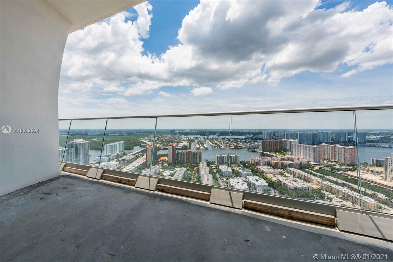 JADE SIGNATURE CONDO - Residential