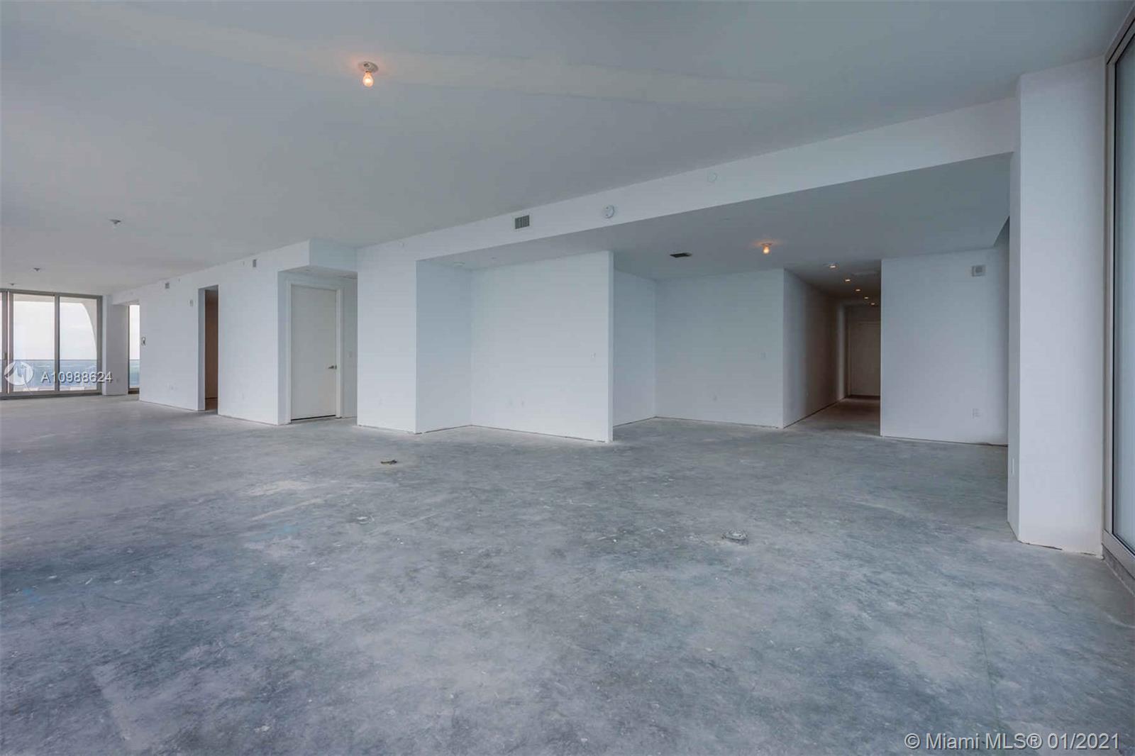 JADE SIGNATURE CONDO - Residential