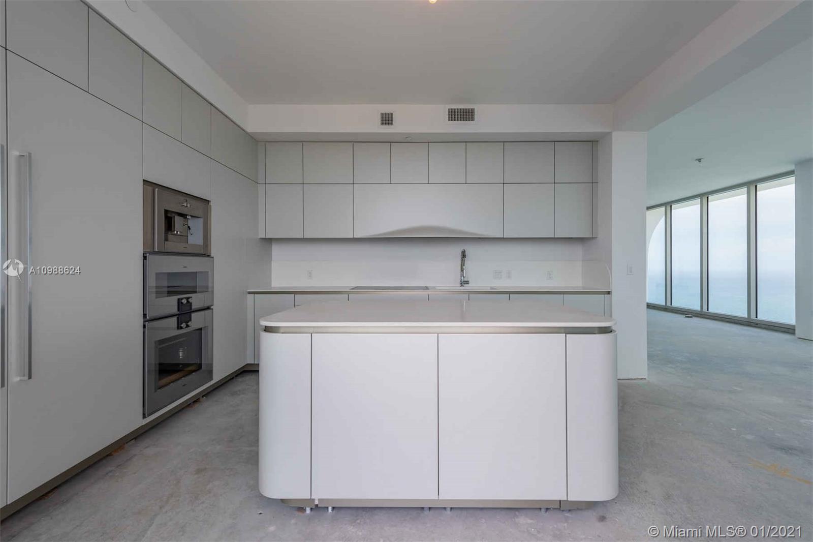 JADE SIGNATURE CONDO - Residential