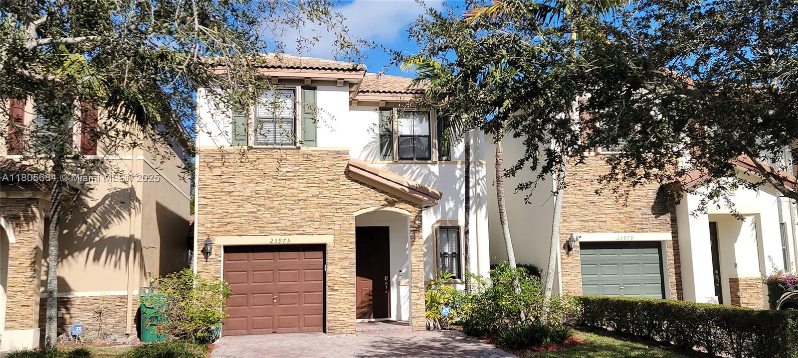 Rental Property at 23975 Sw 114th Ct 23975, Homestead, Miami-Dade County, Florida - Bedrooms: 3 
Bathrooms: 3  - $2,900 MO.