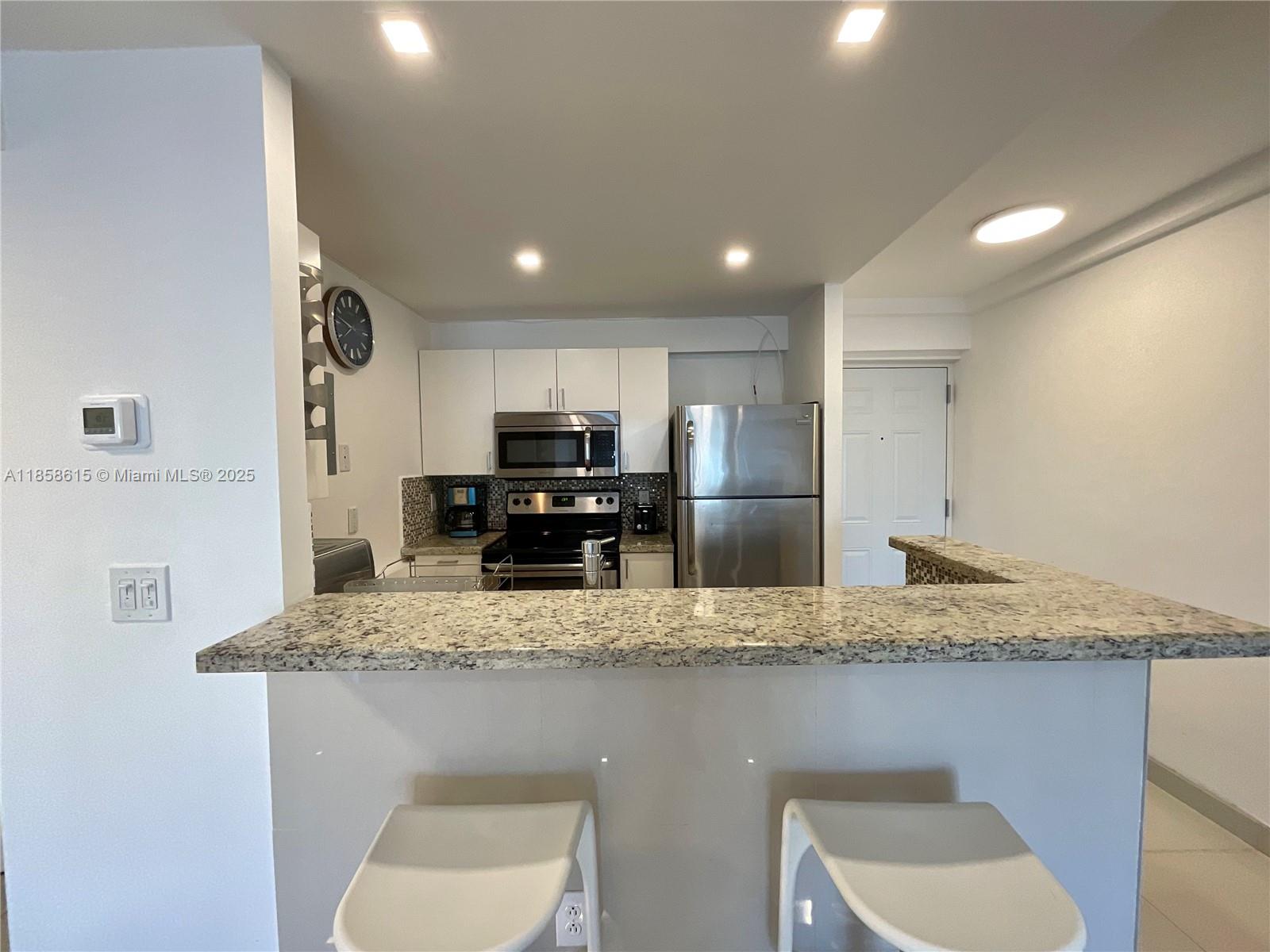 3545 NE 167th St 505