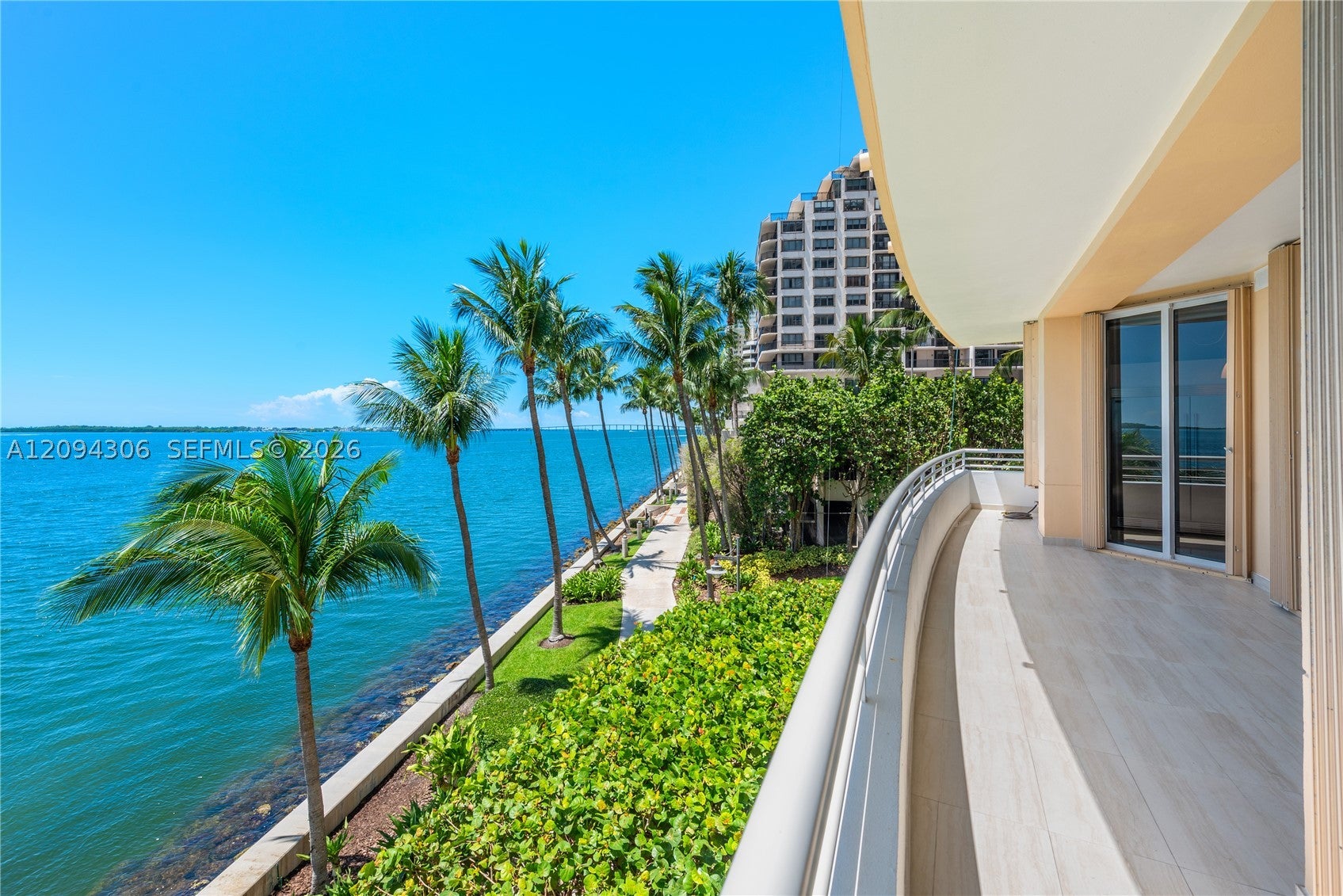 808 Brickell Key Dr 304