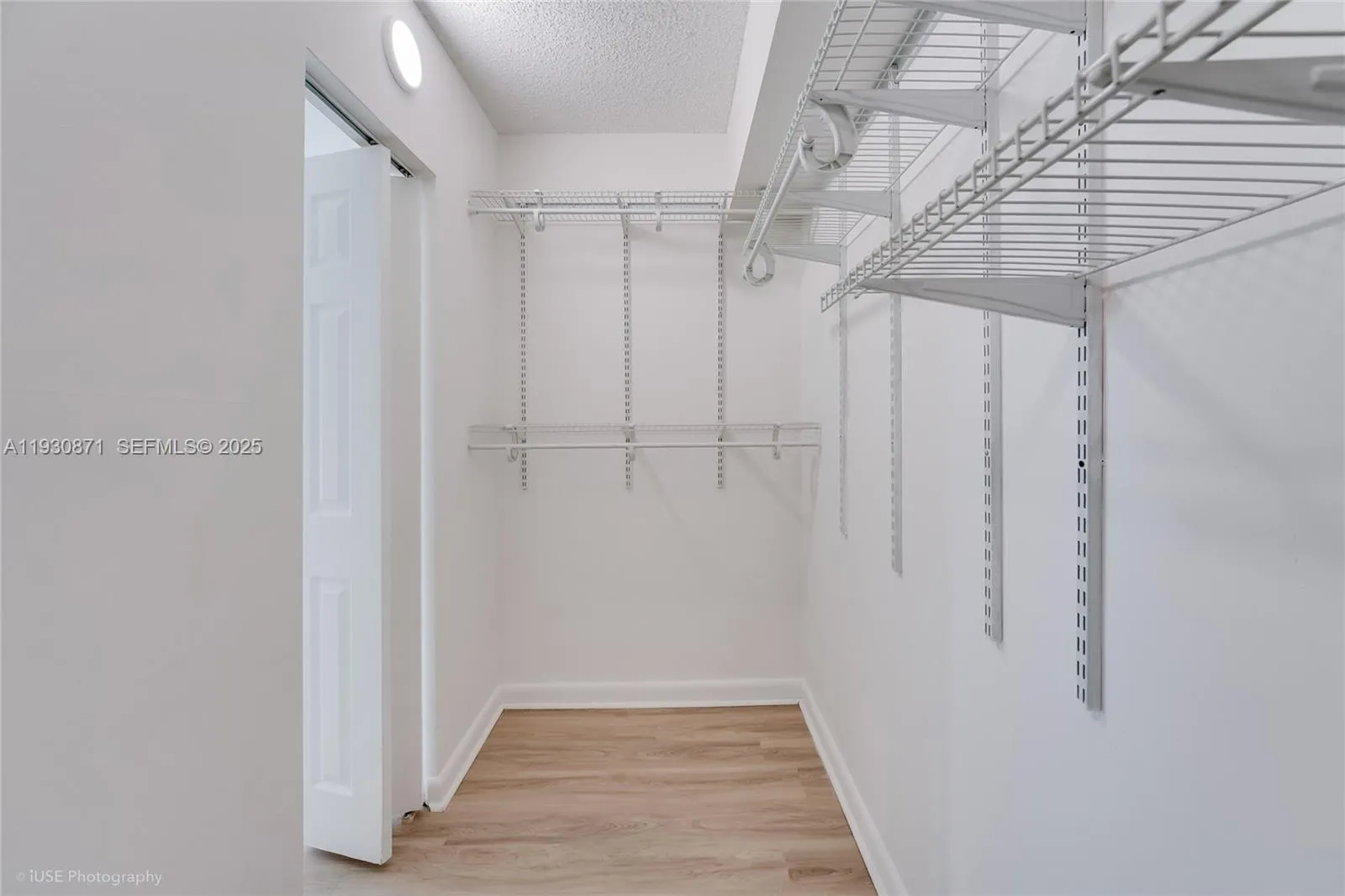 Miami Beach, Florida 33140, United States, 2 Bedrooms Bedrooms, ,2 BathroomsBathrooms,Residential,Active,255193