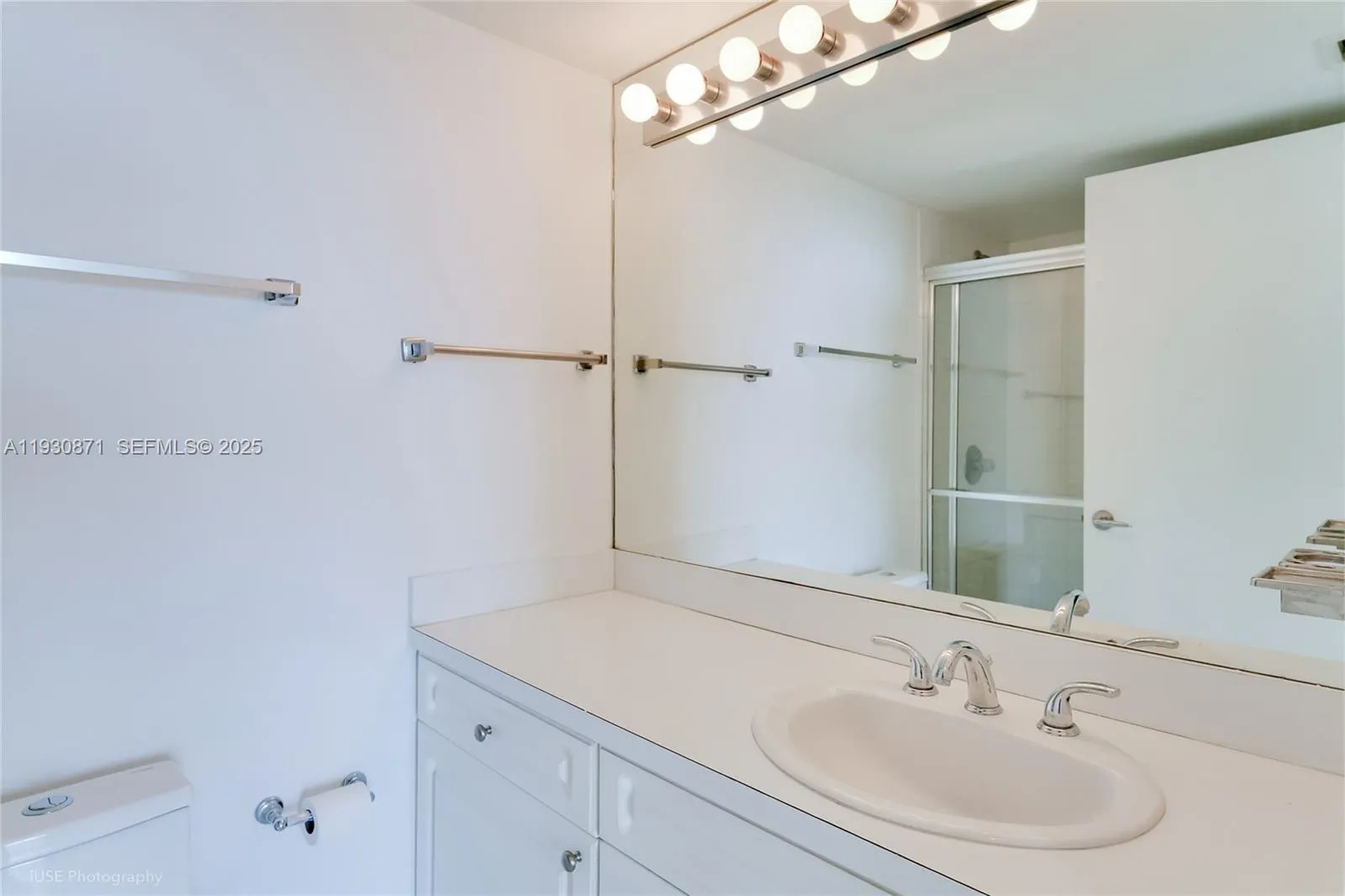 Miami Beach, Florida 33140, United States, 2 Bedrooms Bedrooms, ,2 BathroomsBathrooms,Residential,Active,255193