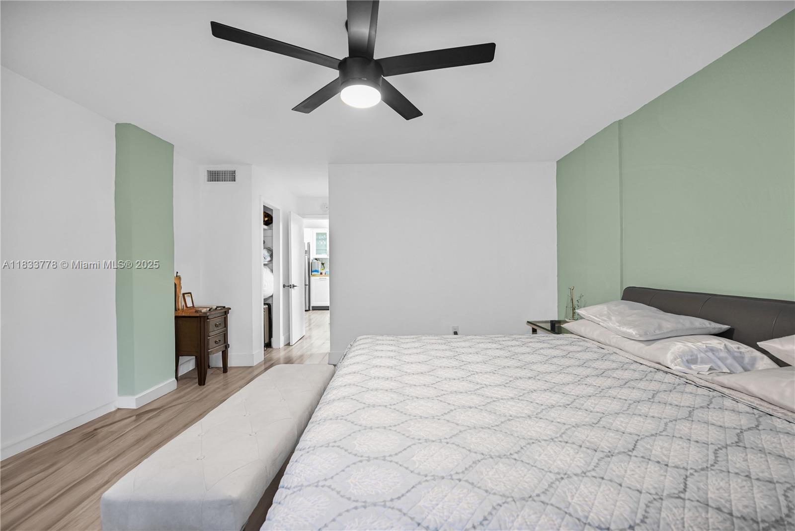 1754 Meridian Ave 303