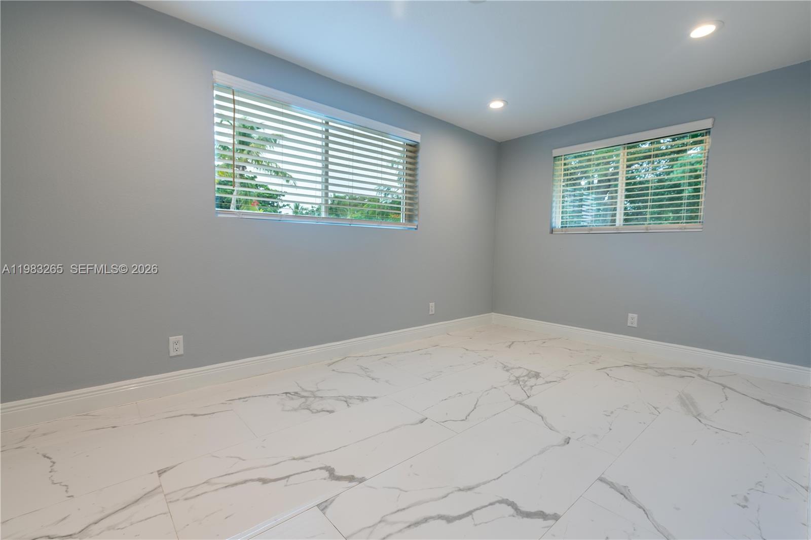 LARGO GARDENS - Residential Lease