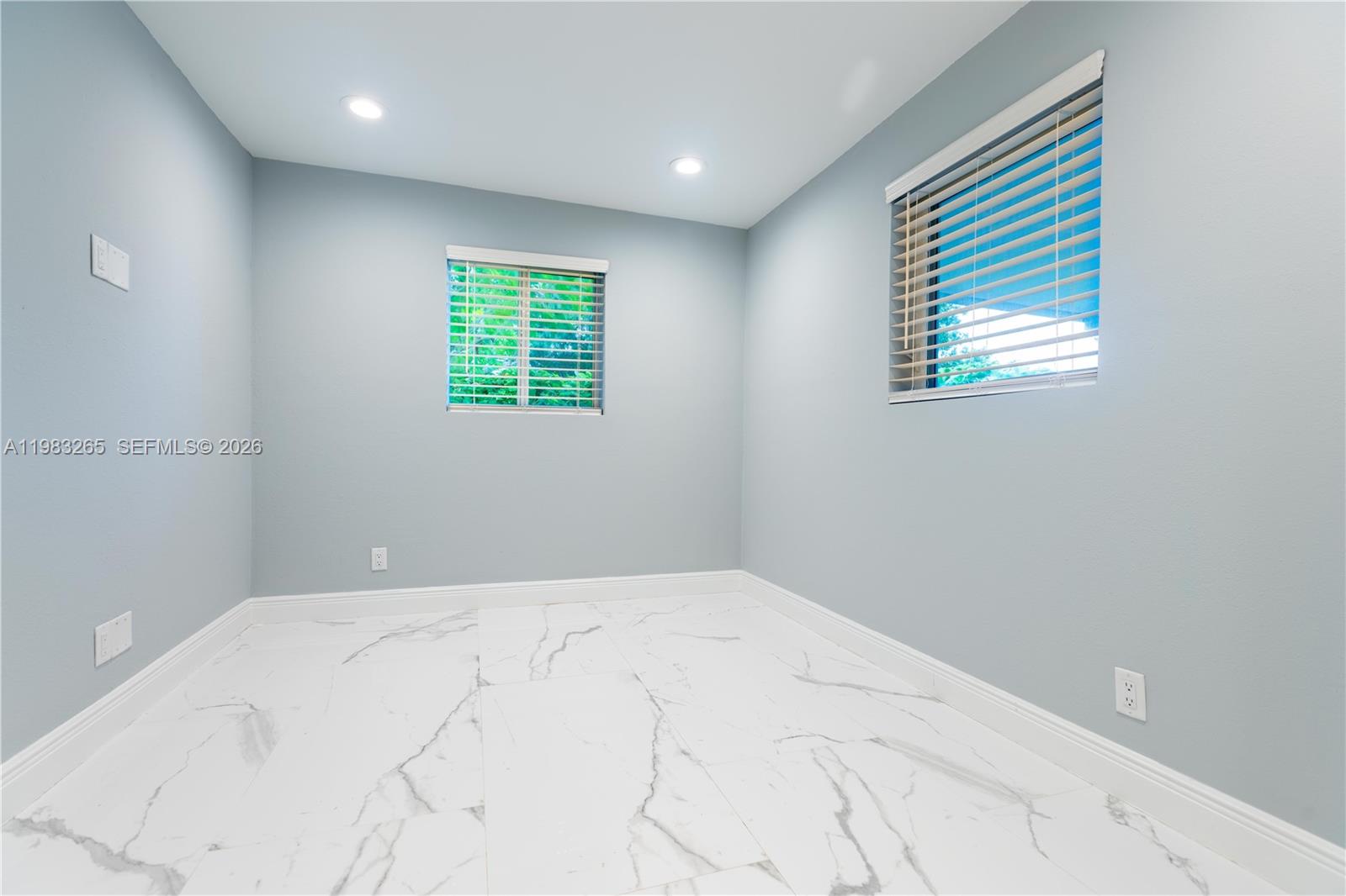 LARGO GARDENS - Residential Lease