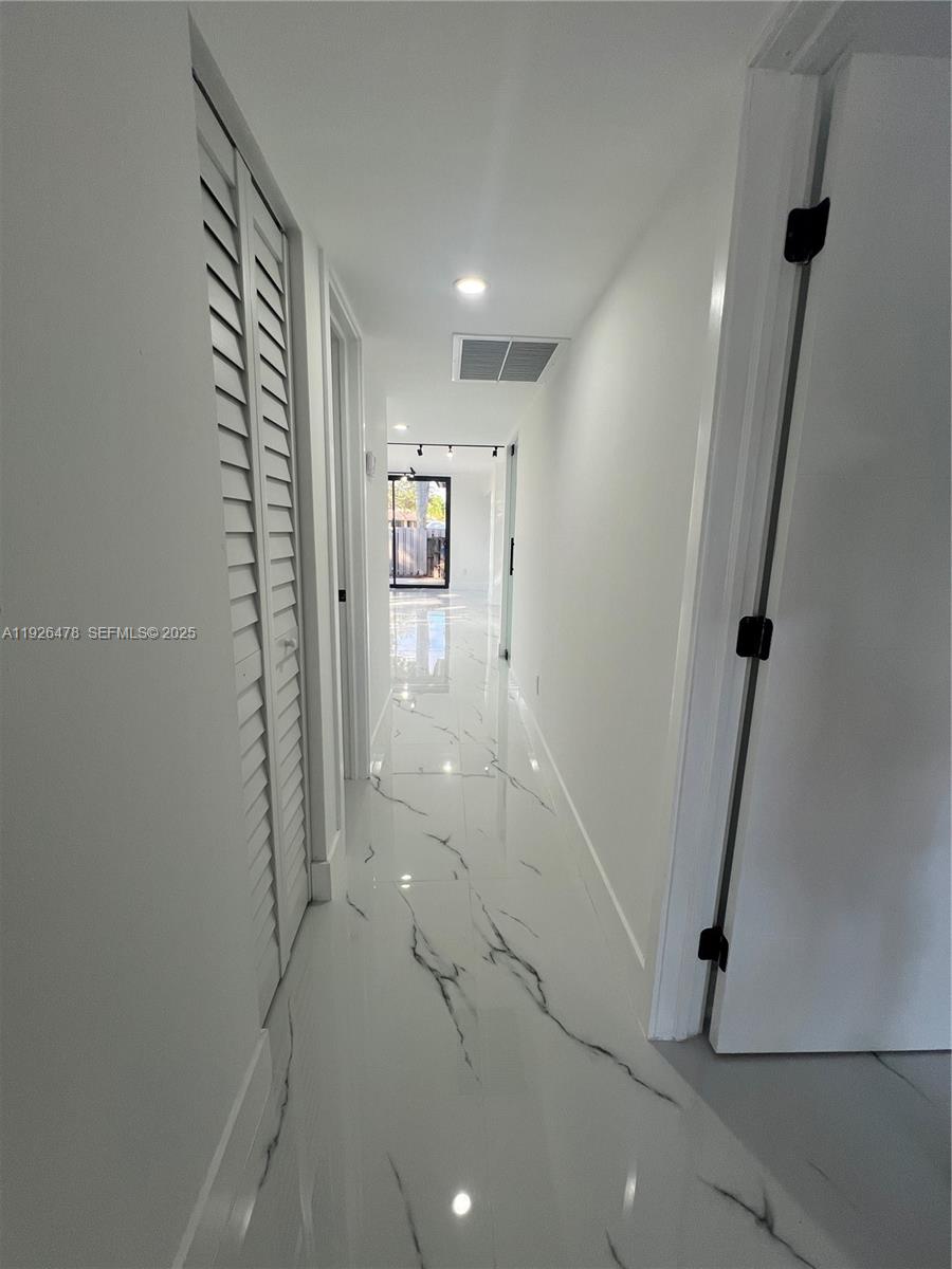 TOWNHOUSES OF THE CALIF C - Residential