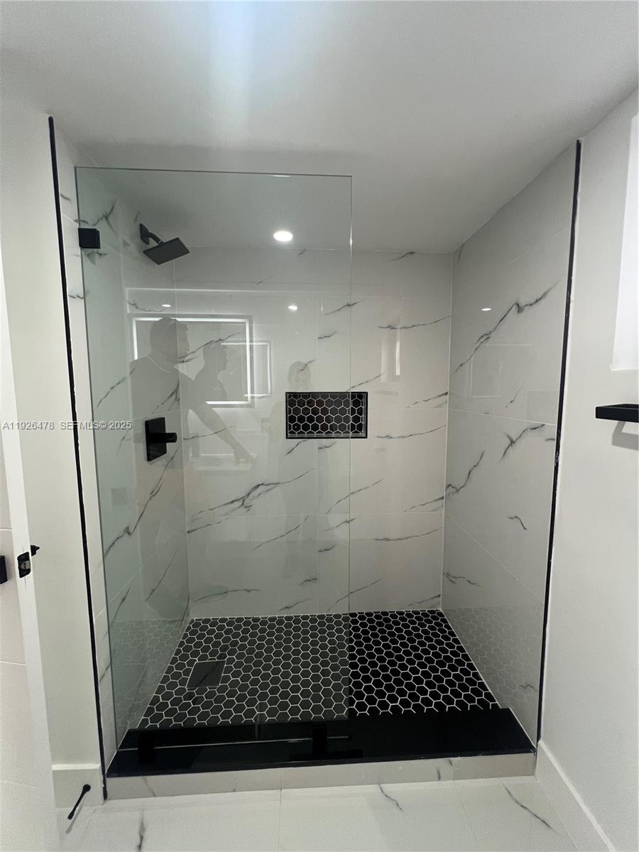 TOWNHOUSES OF THE CALIF C - Residential