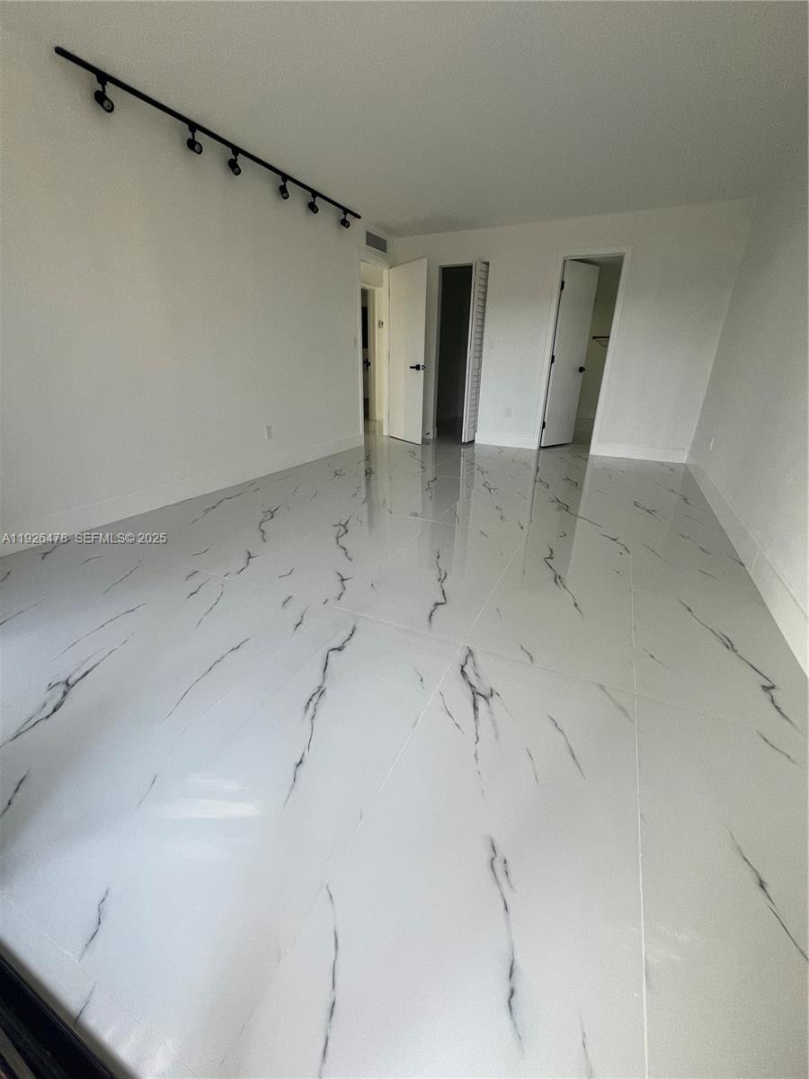 TOWNHOUSES OF THE CALIF C - Residential