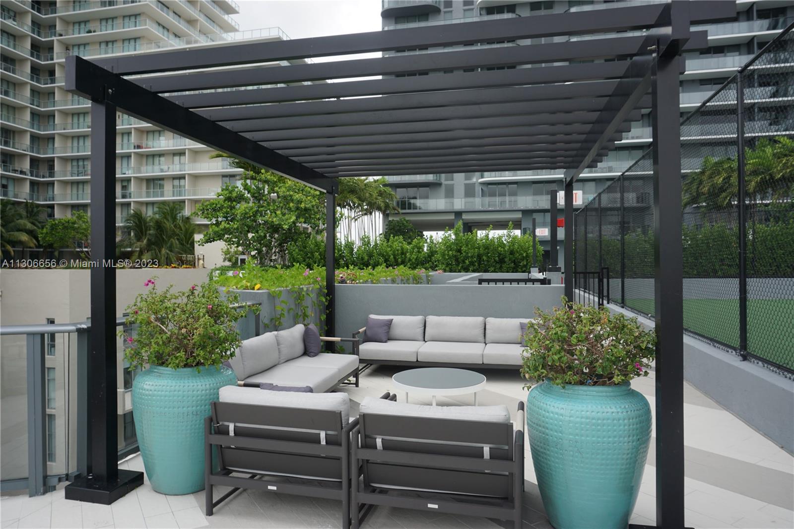 HYDE MIDTOWN - Residential Lease