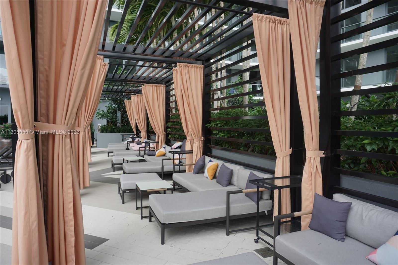 HYDE MIDTOWN - Residential Lease