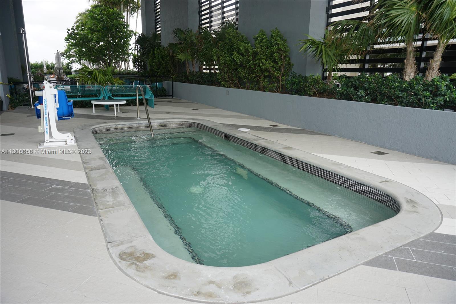 HYDE MIDTOWN - Residential Lease