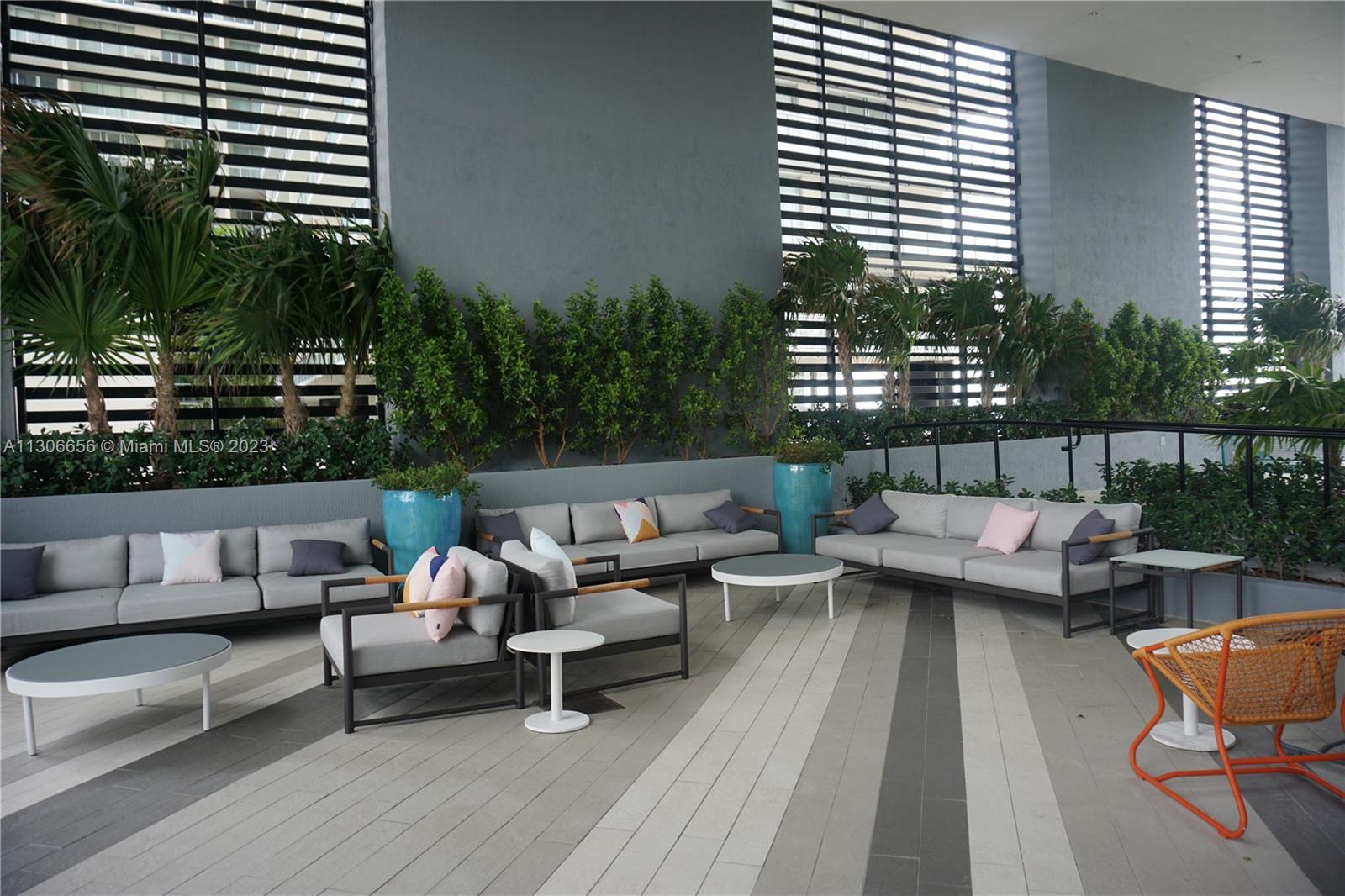 HYDE MIDTOWN - Residential Lease