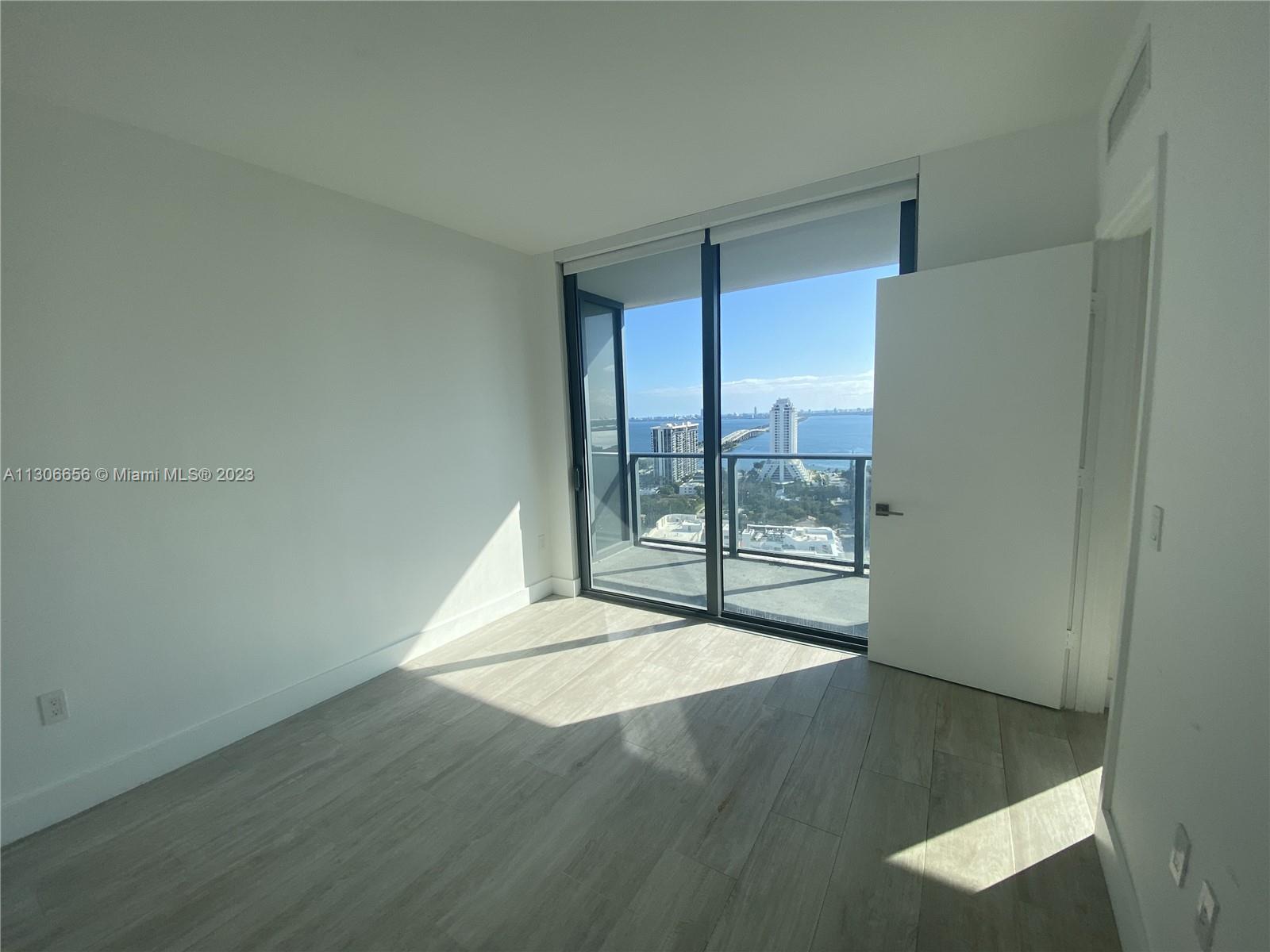HYDE MIDTOWN - Residential Lease