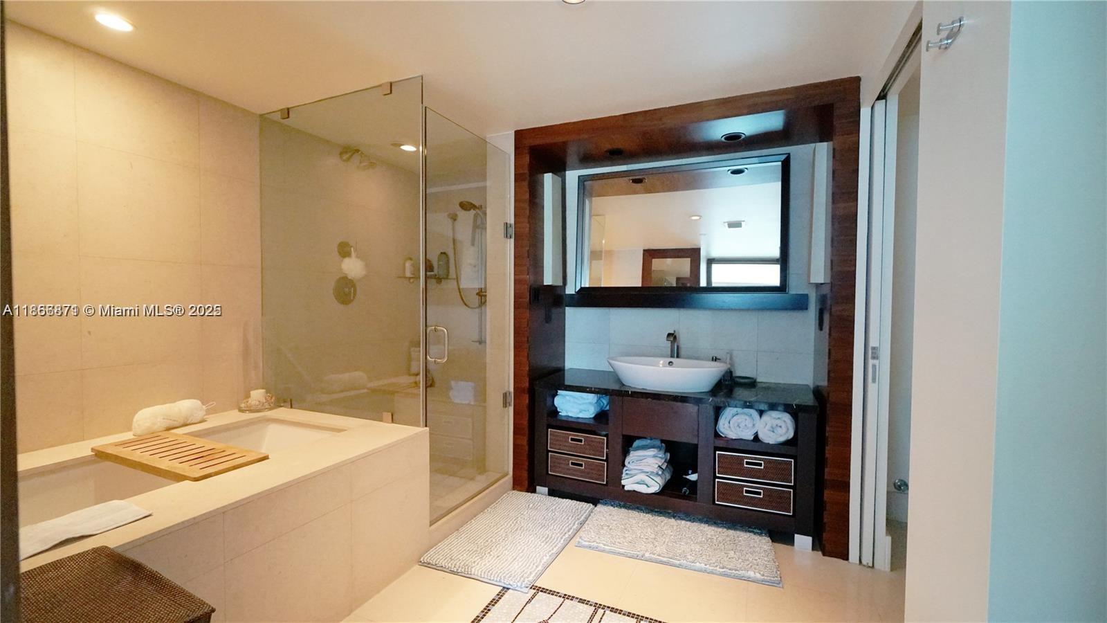 CENTRAL CARILLON BEACH CO - Residential