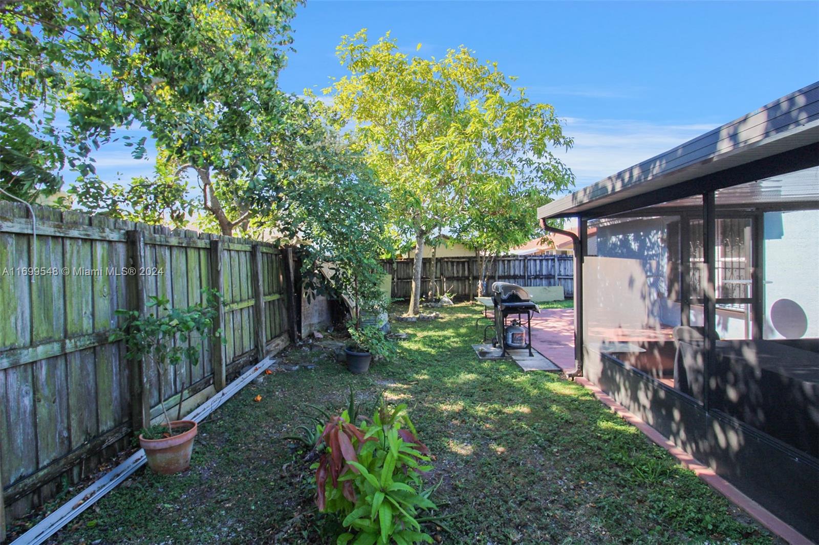 NAROCA ESTATES SEC 1 - Residential