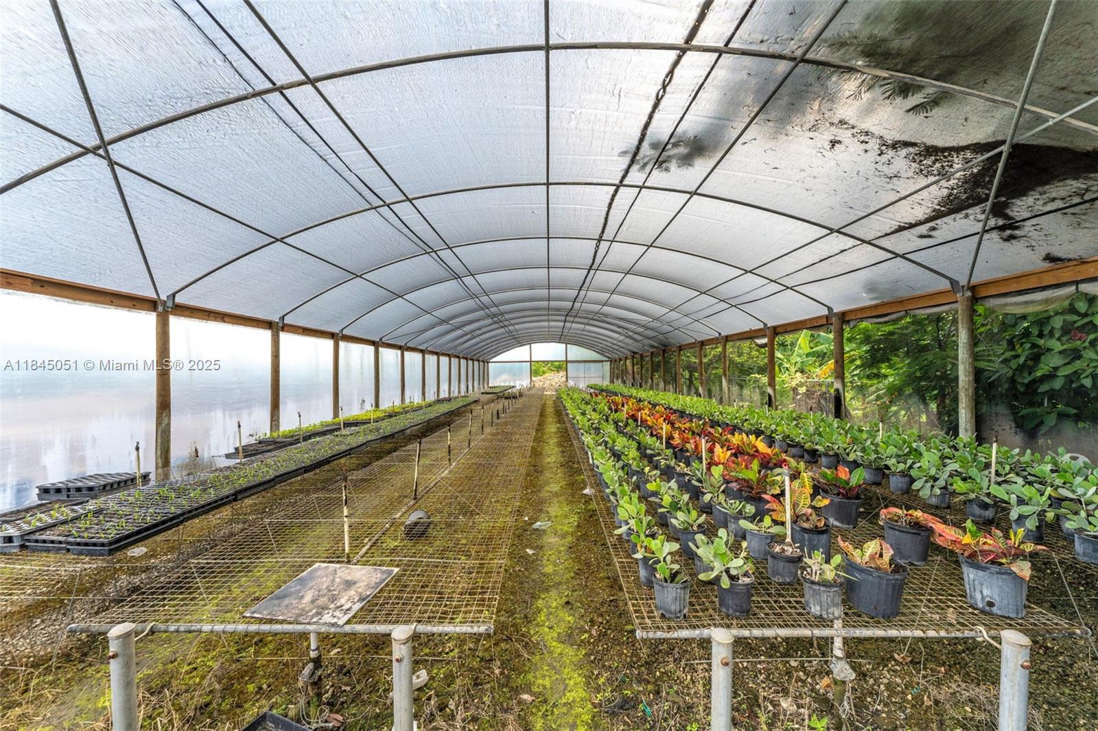 KROME AVE 27.61 ACRE LAND - Land