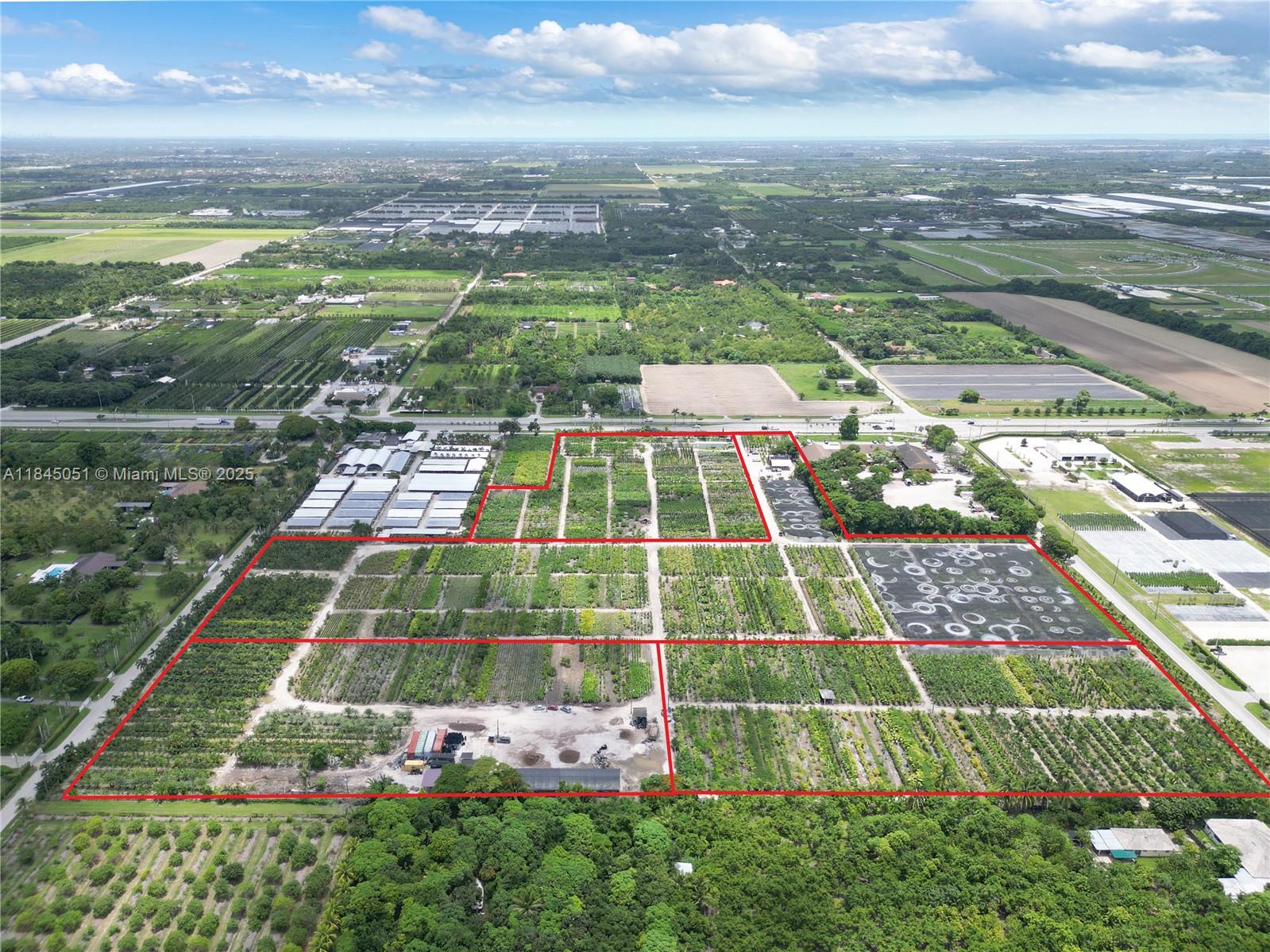 KROME AVE 27.61 ACRE LAND - Land