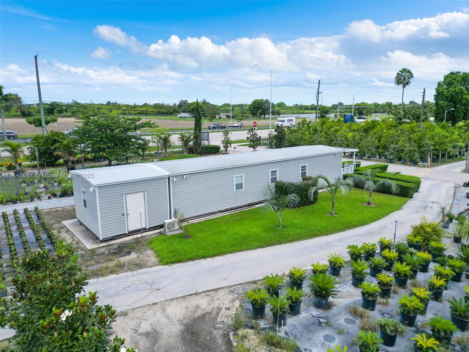 KROME AVE 27.61 ACRE LAND - Land