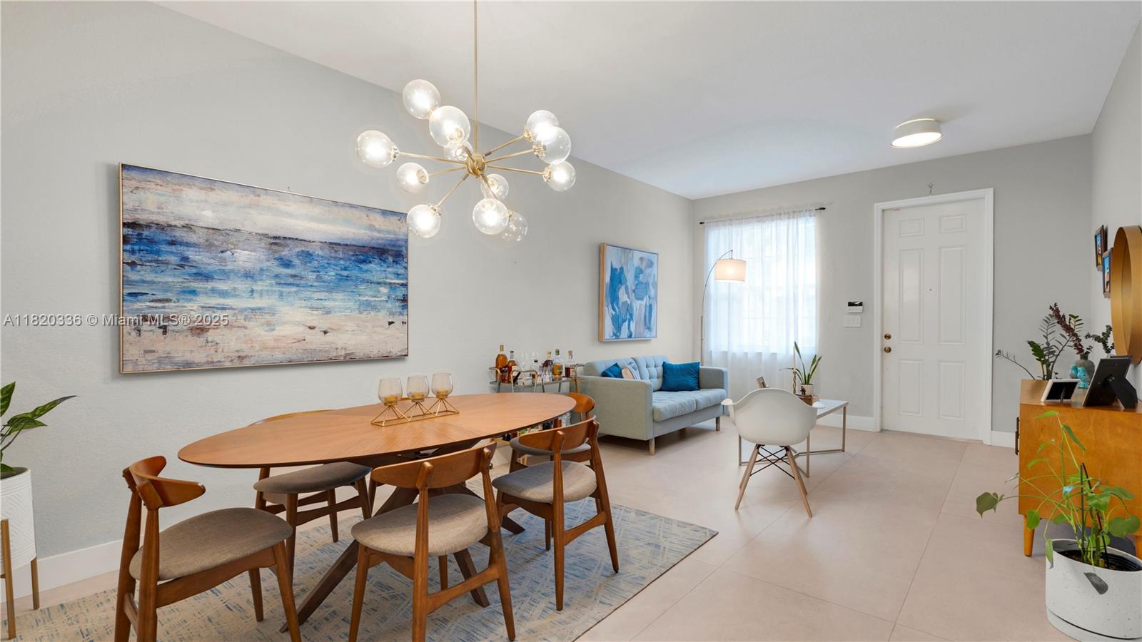 COURTS AT TUSCANY - Residential