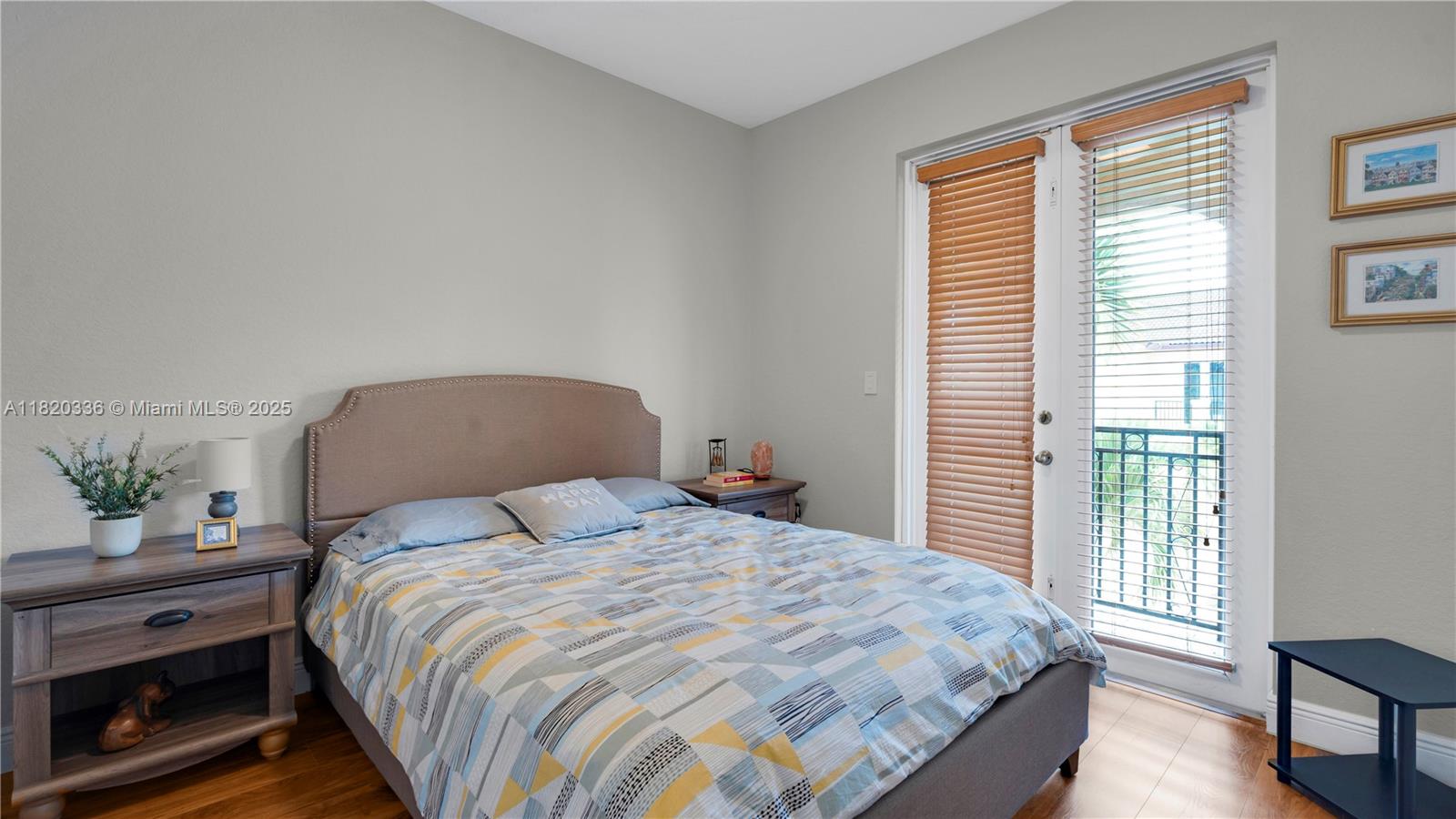 COURTS AT TUSCANY - Residential