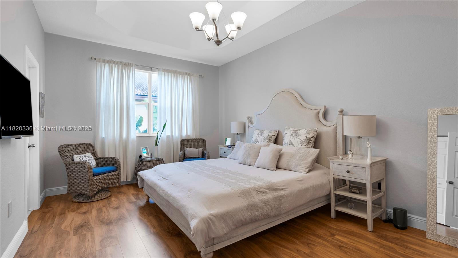 COURTS AT TUSCANY - Residential