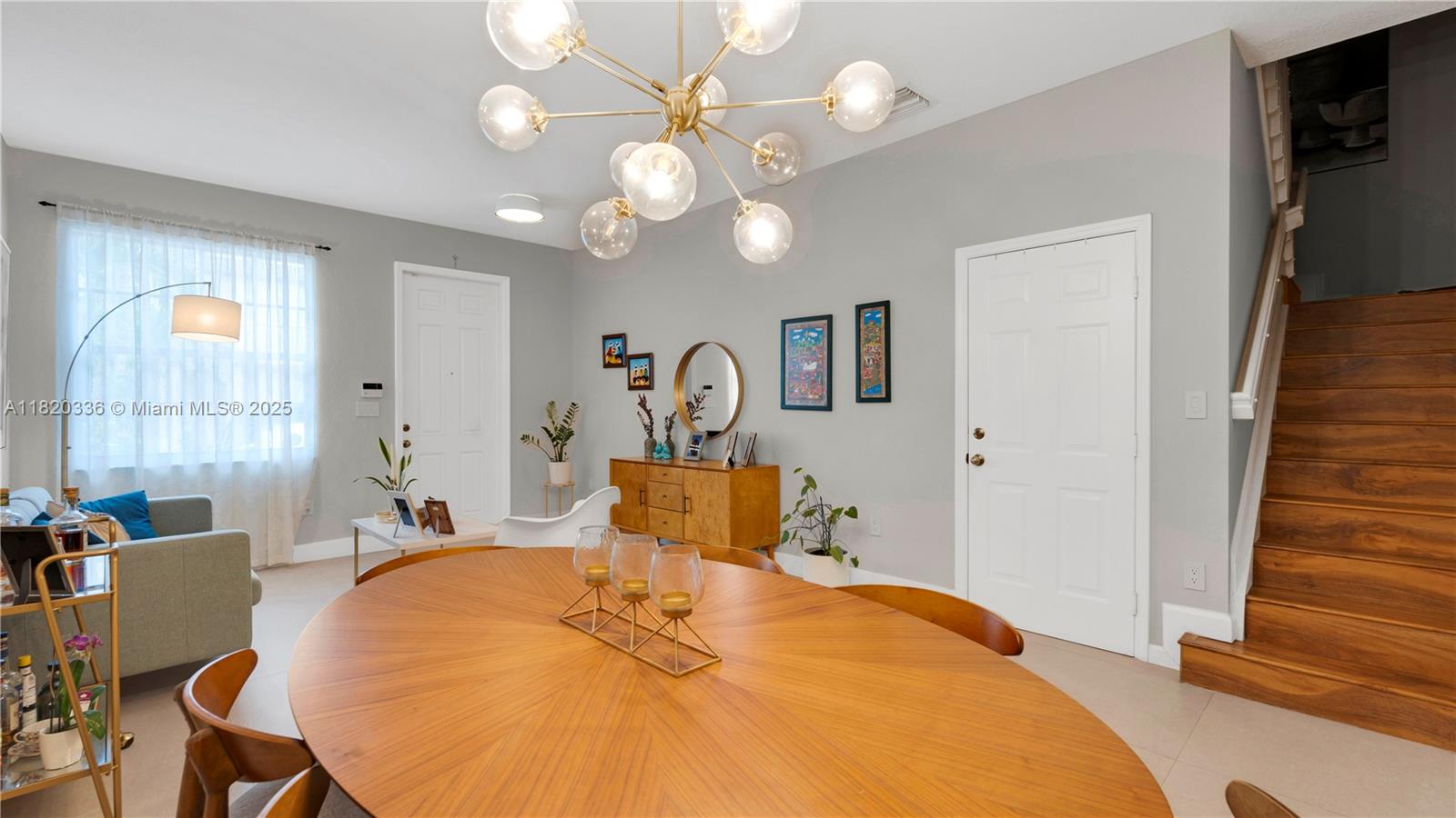 COURTS AT TUSCANY - Residential