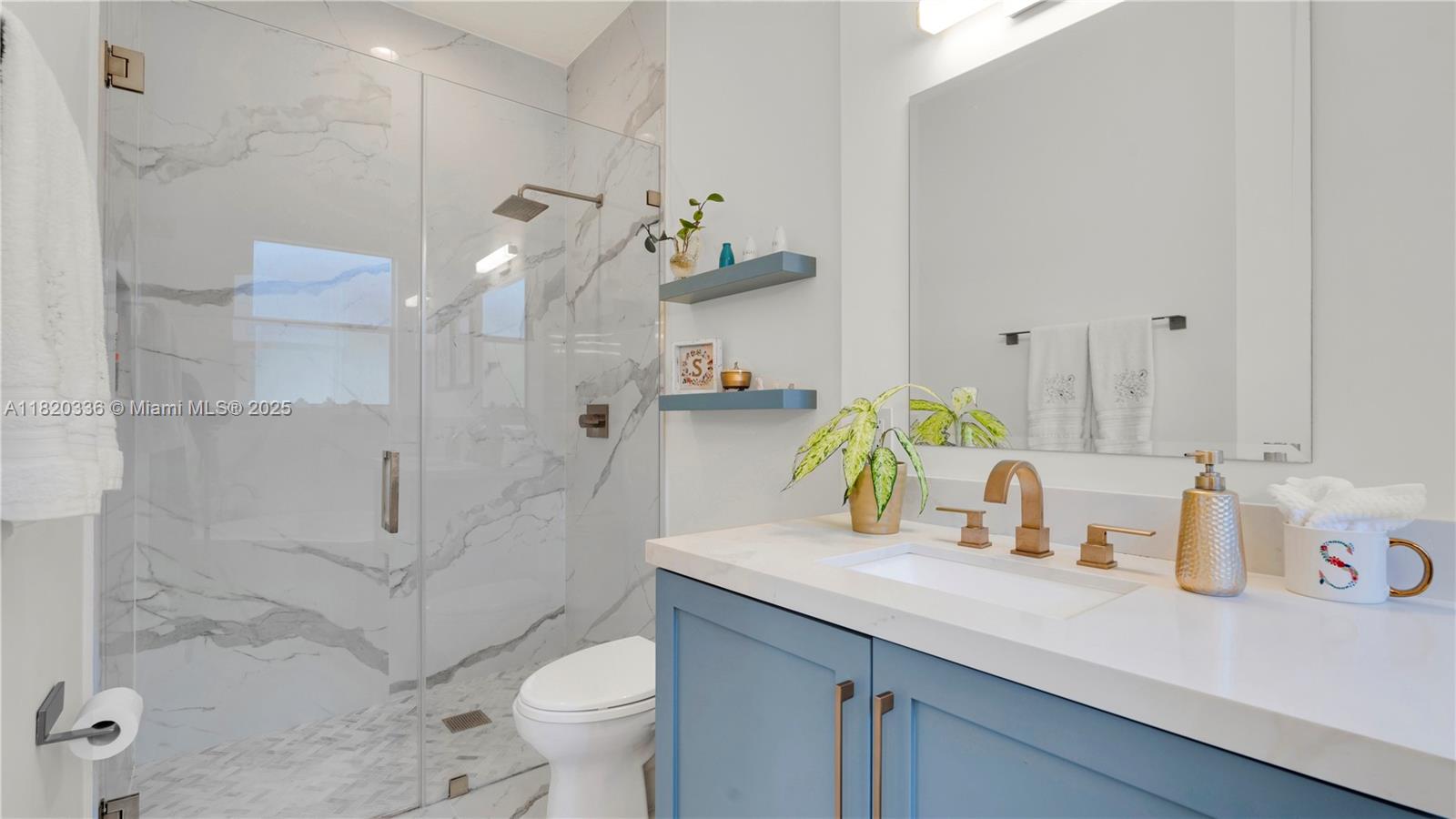 COURTS AT TUSCANY - Residential