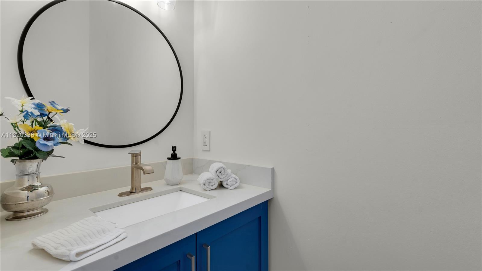 COURTS AT TUSCANY - Residential