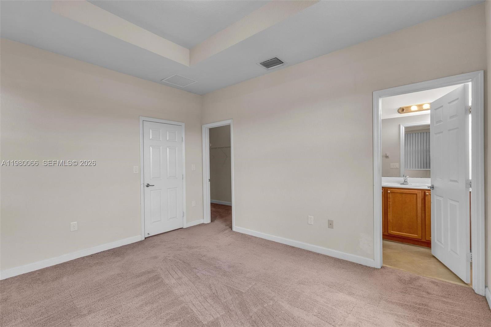 LAKES BY THE BAY EVE REPL - Residential