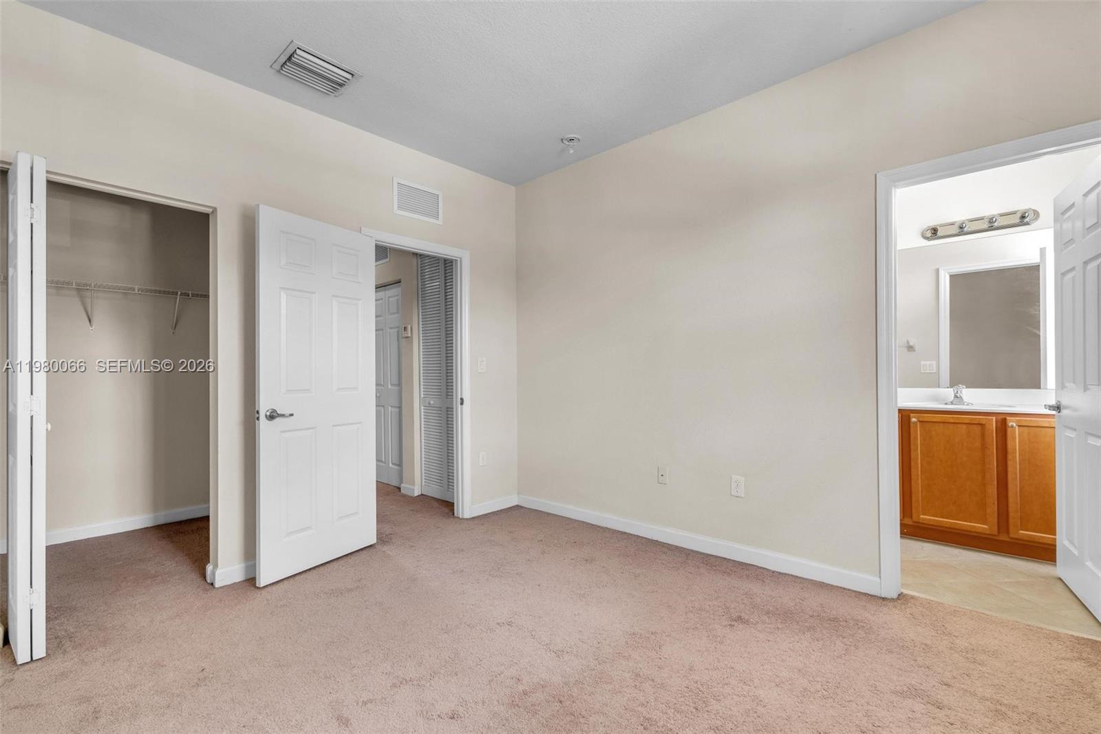 LAKES BY THE BAY EVE REPL - Residential