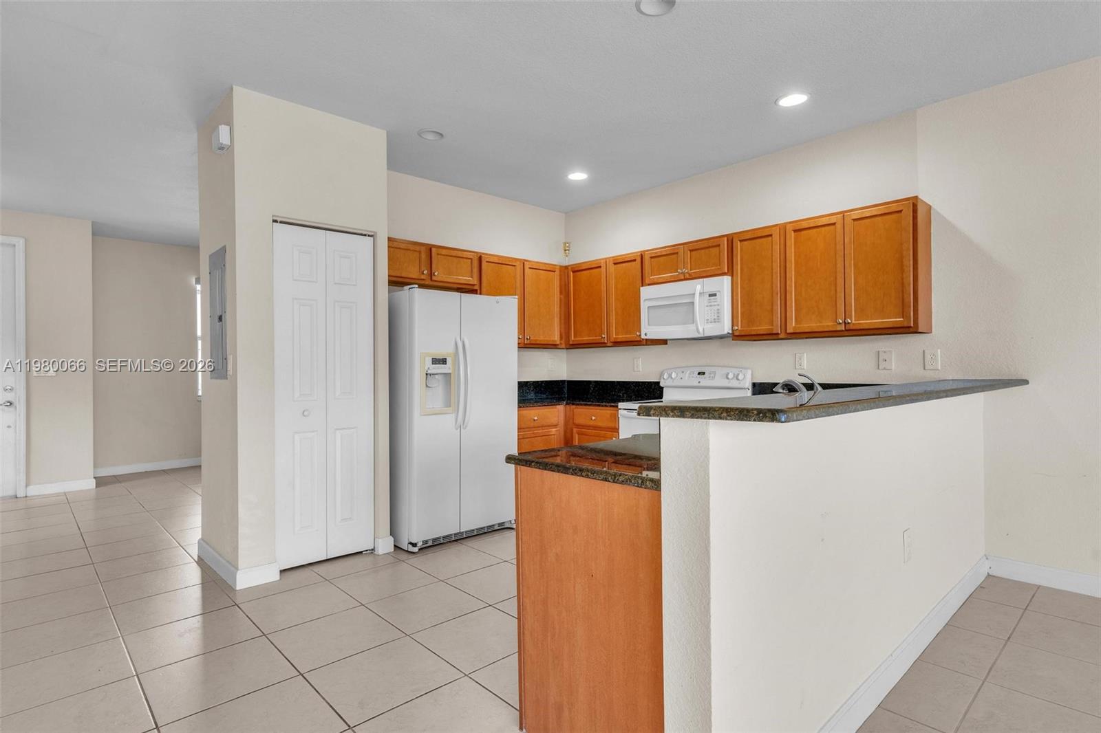 LAKES BY THE BAY EVE REPL - Residential