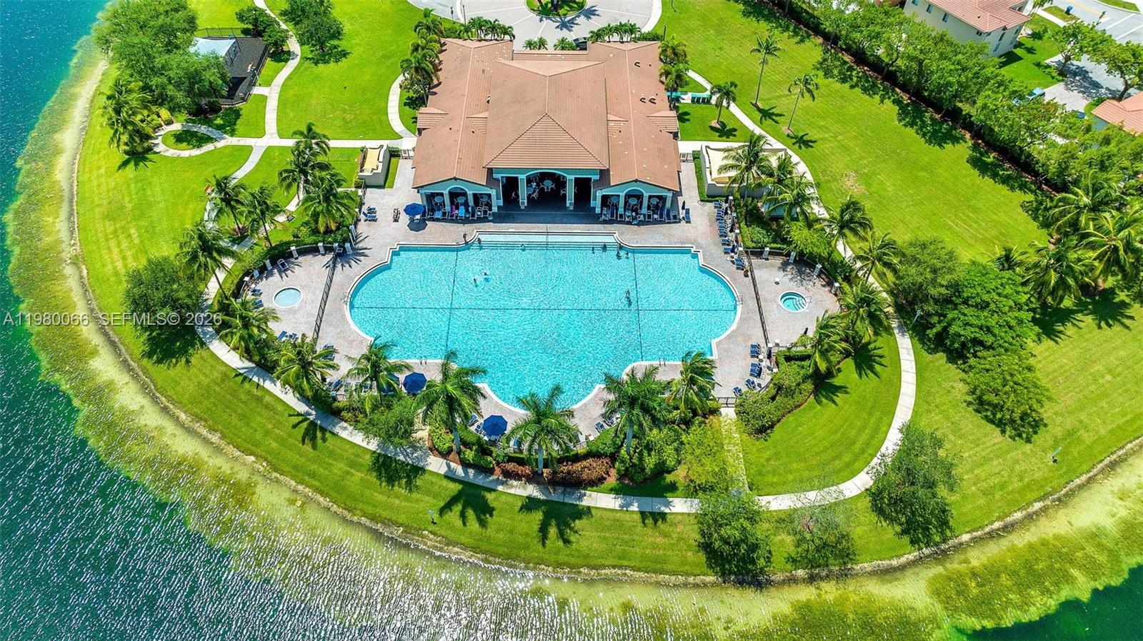 LAKES BY THE BAY EVE REPL - Residential