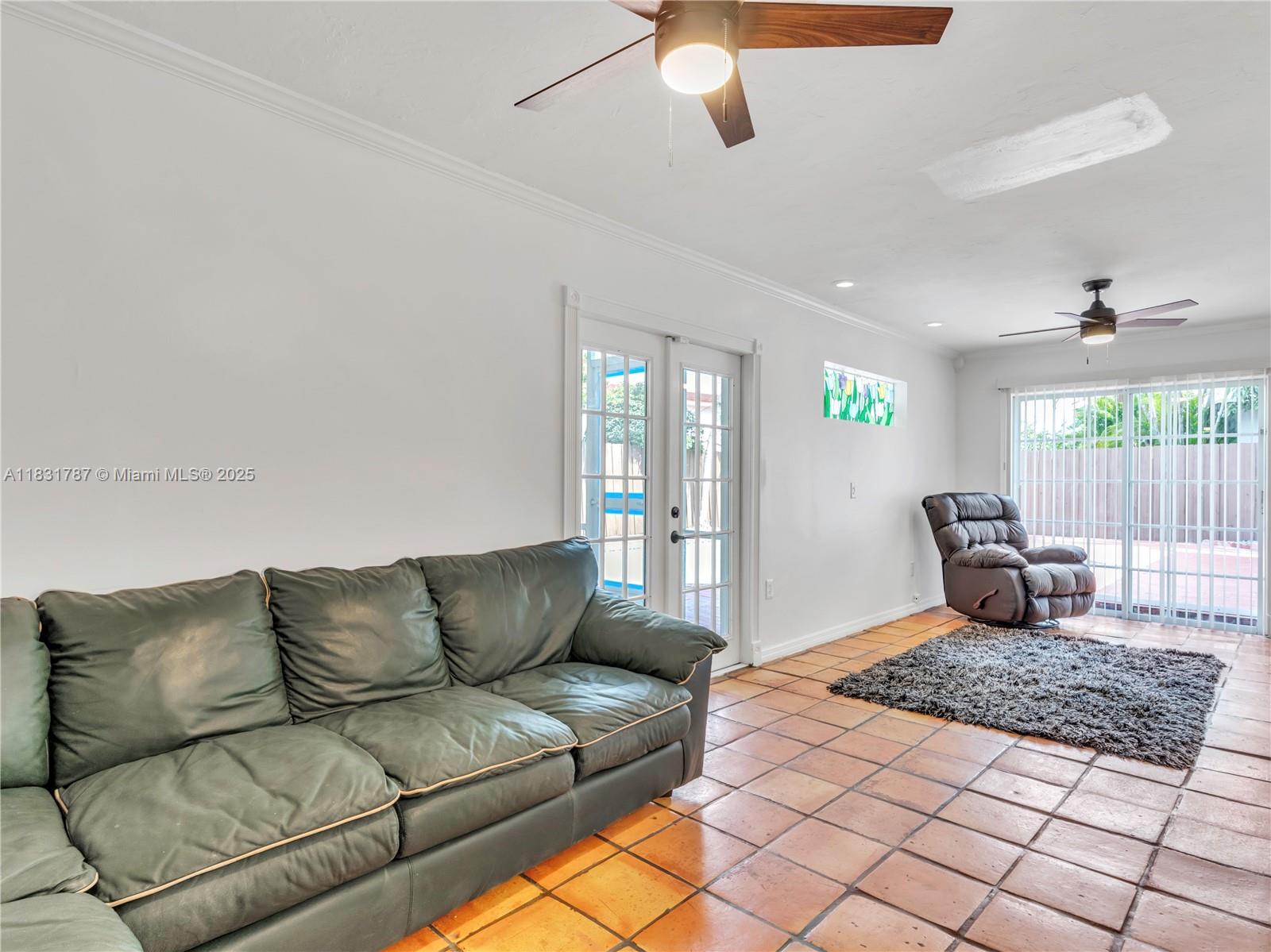 10015 SW 85th Ter