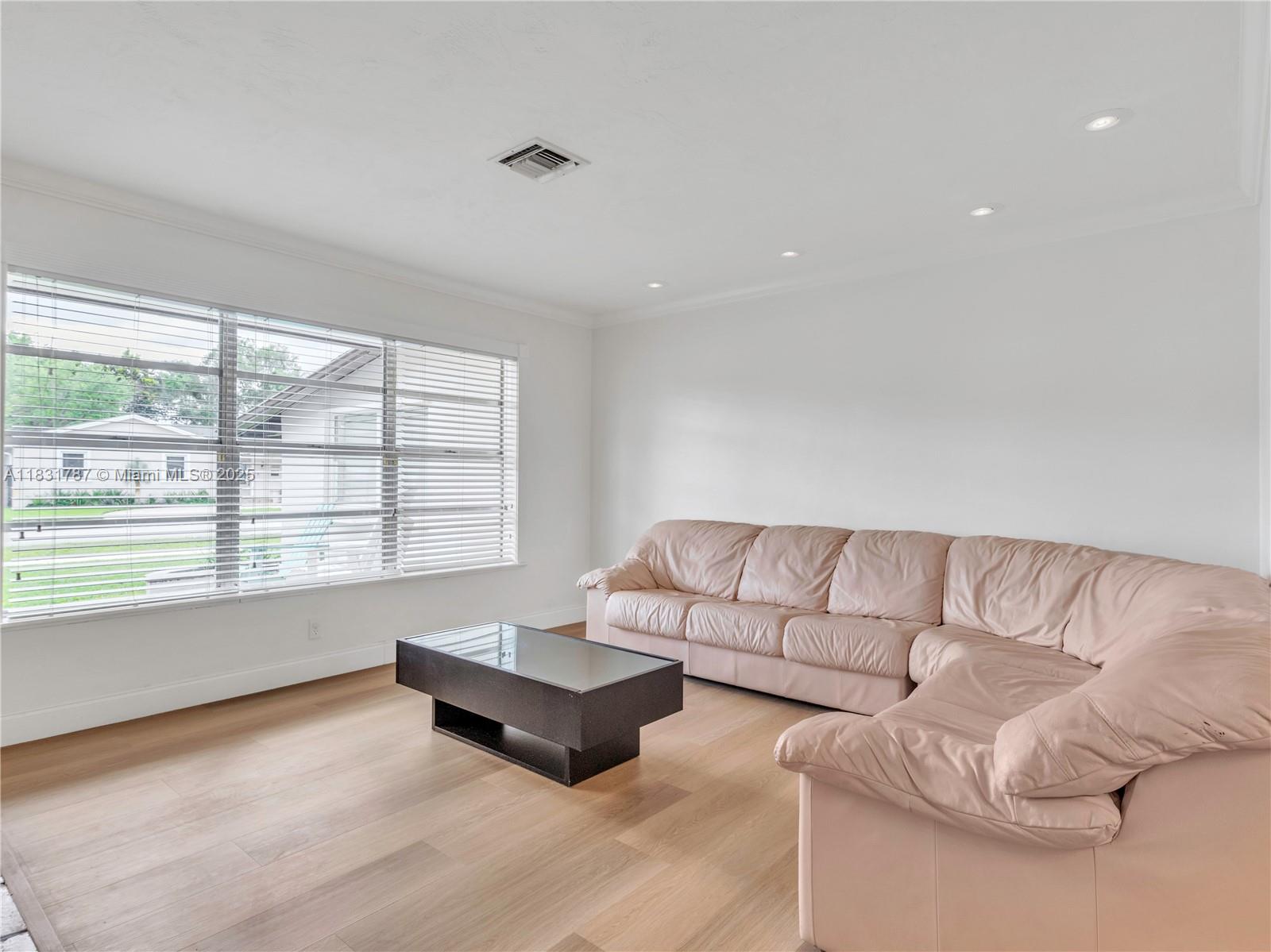10015 SW 85th Ter