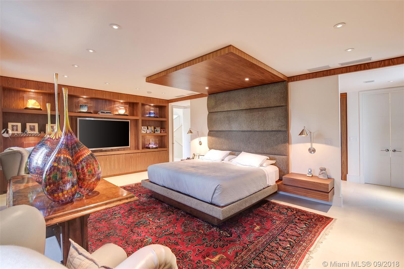 AQUA AT ALLISON ISLAND - Residential